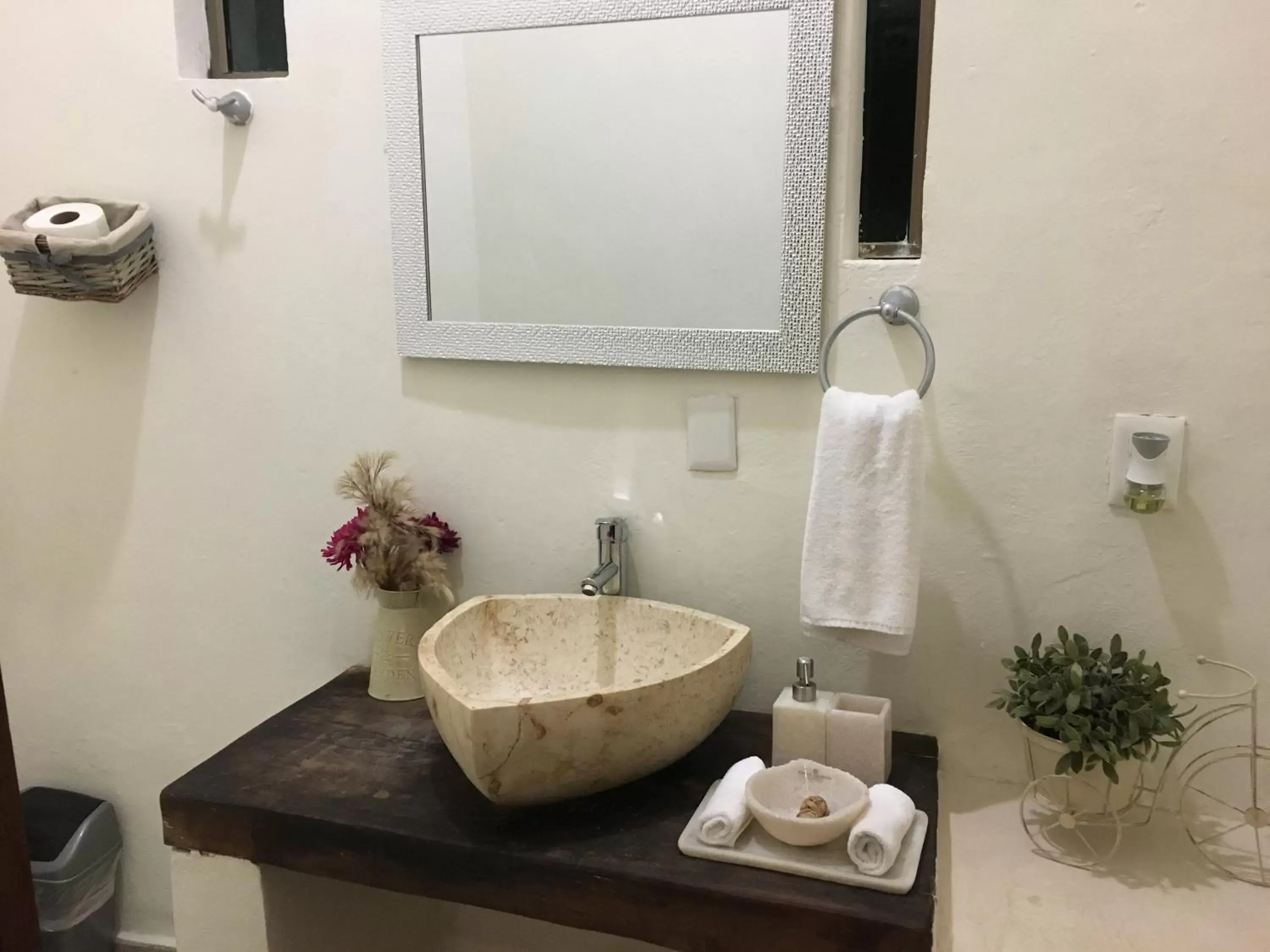 Bathroom in Harmony Glamping Boutique Hotel and Yoga