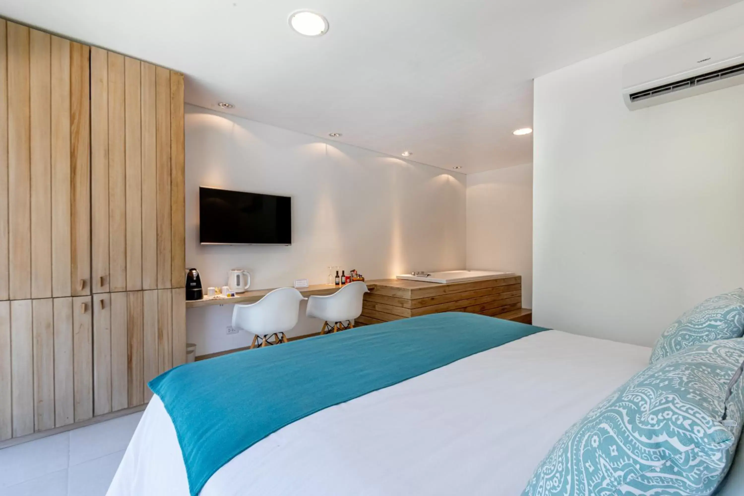 Bed in Live Hotel Boutique (Adults only) Bed in Live Hotel Boutique (Adults only)