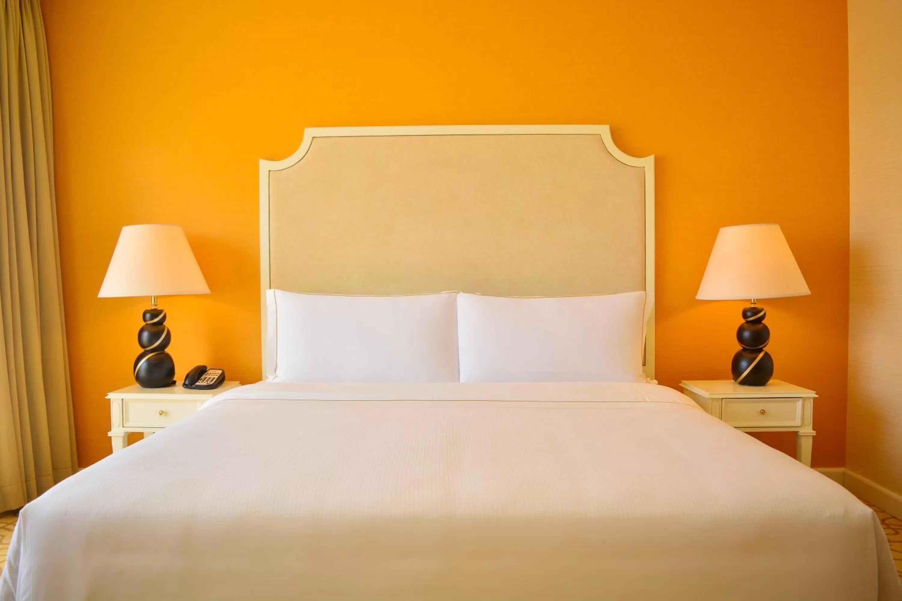 Bedroom, Bed in The Kingsbury Colombo