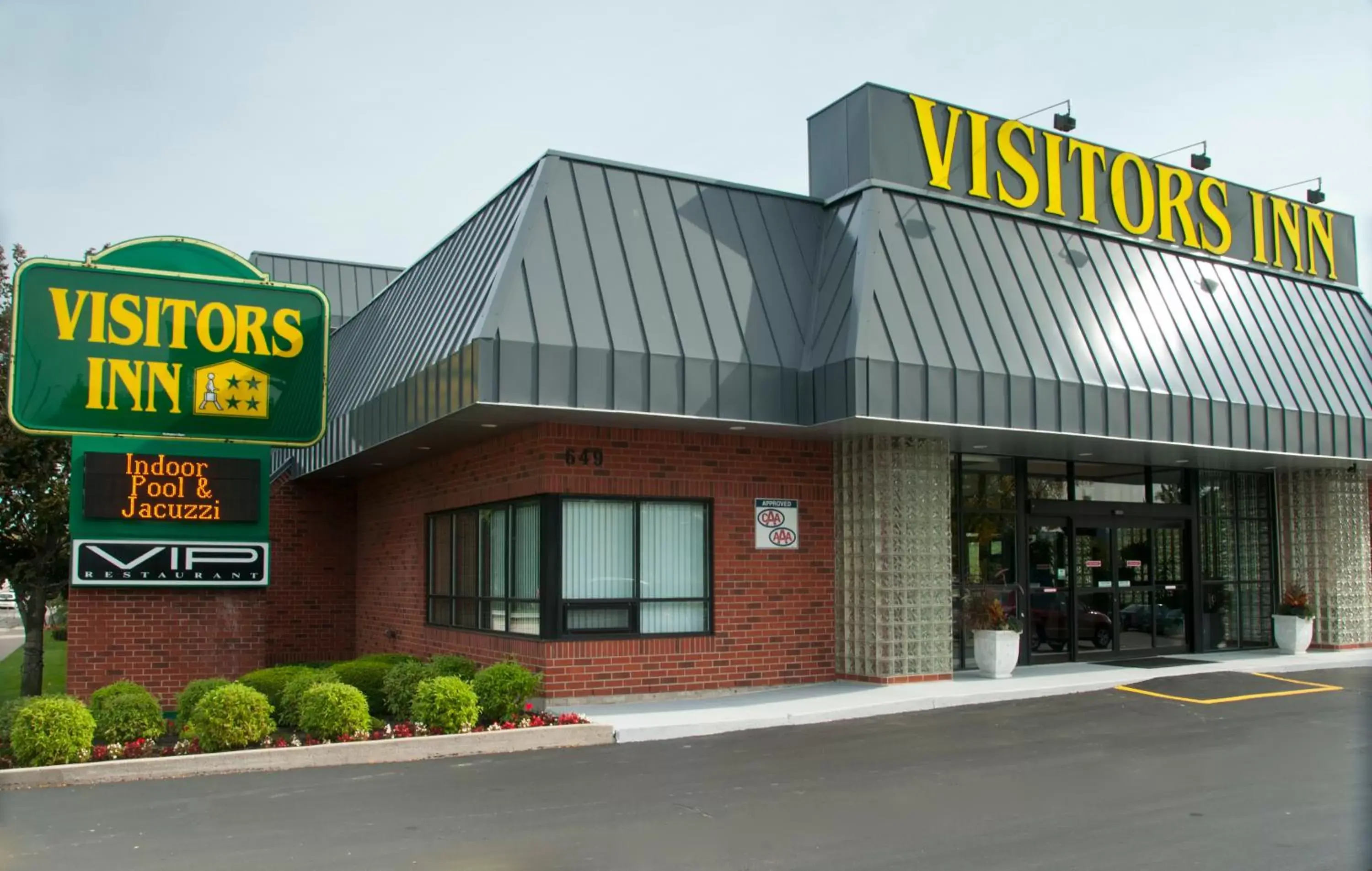 Facade/entrance, Property Logo/Sign in Visitor's Inn