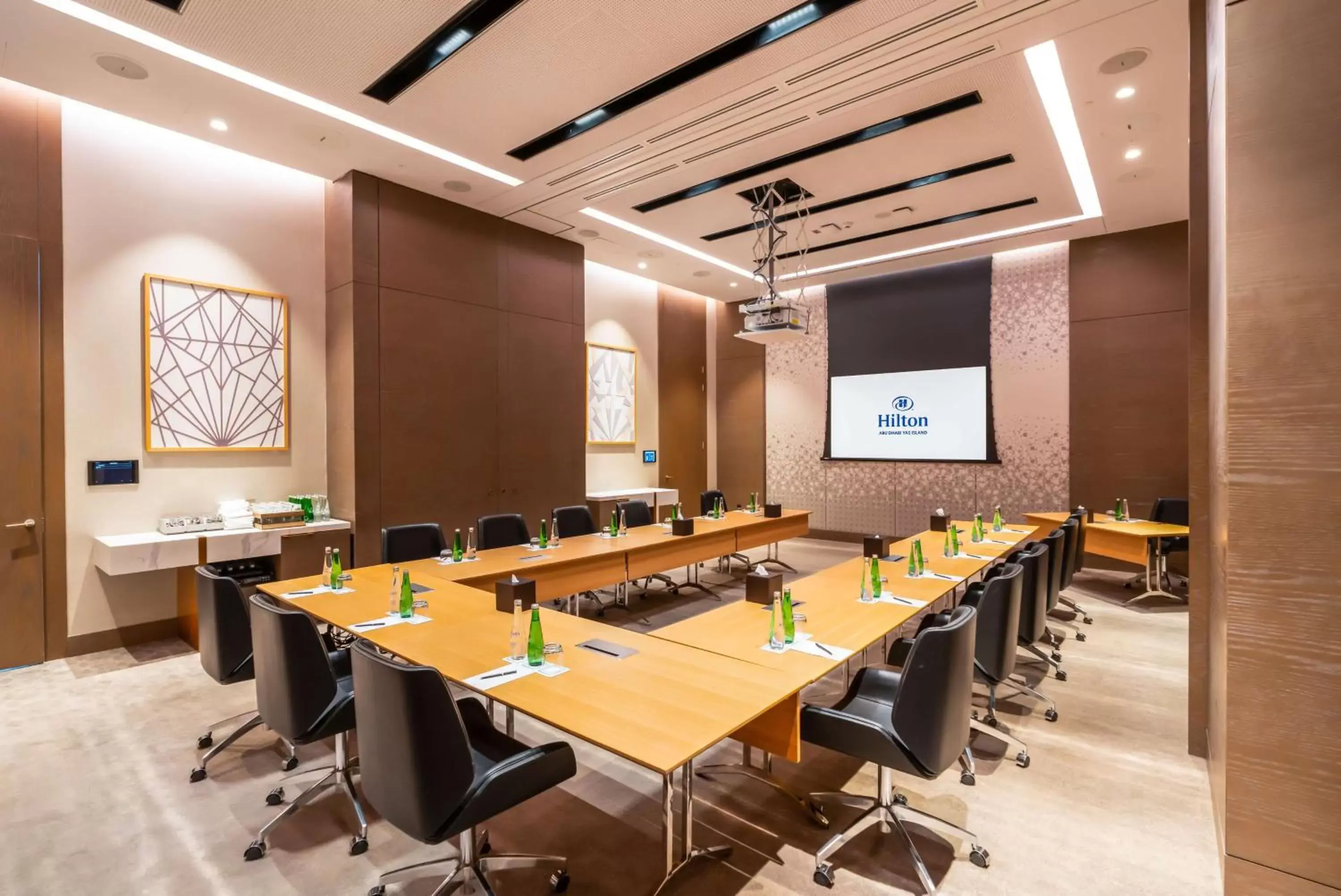 Meeting/conference room in Hilton Abu Dhabi Yas Island