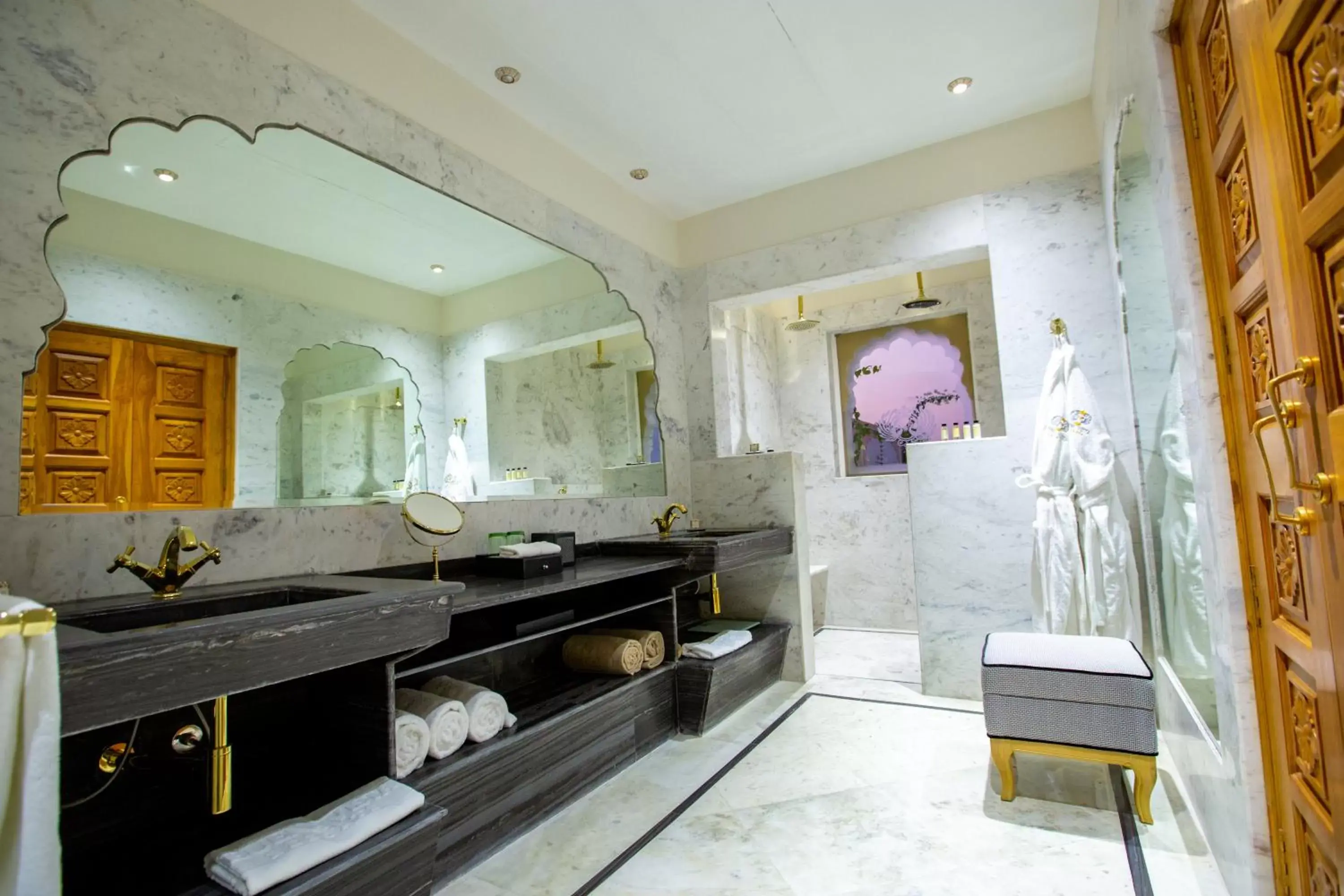 Shower, Bathroom in Buena Vista Luxury Garden Spa Resort