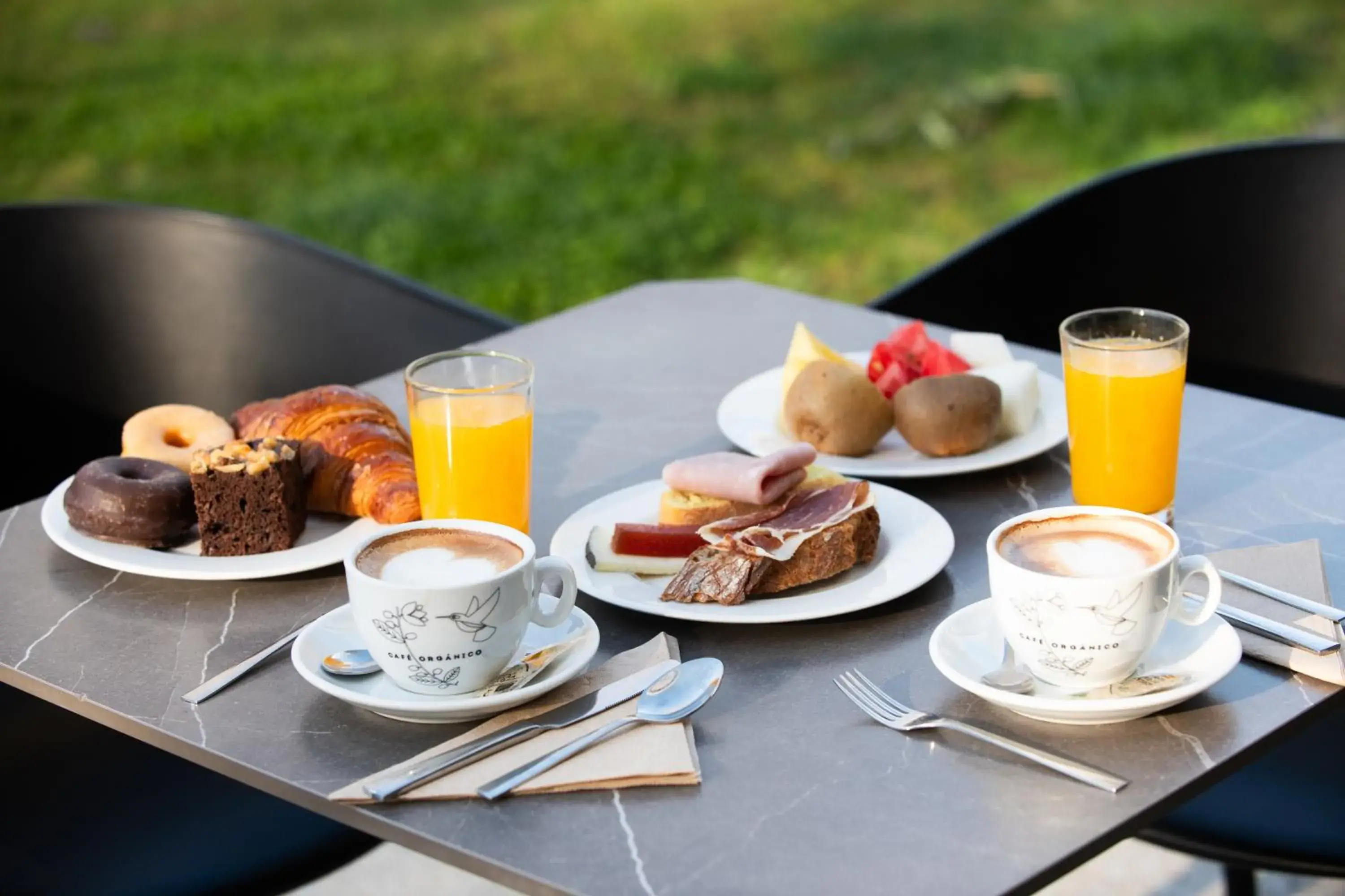 Buffet breakfast, Breakfast in Hotel Bed4U San Sebasti