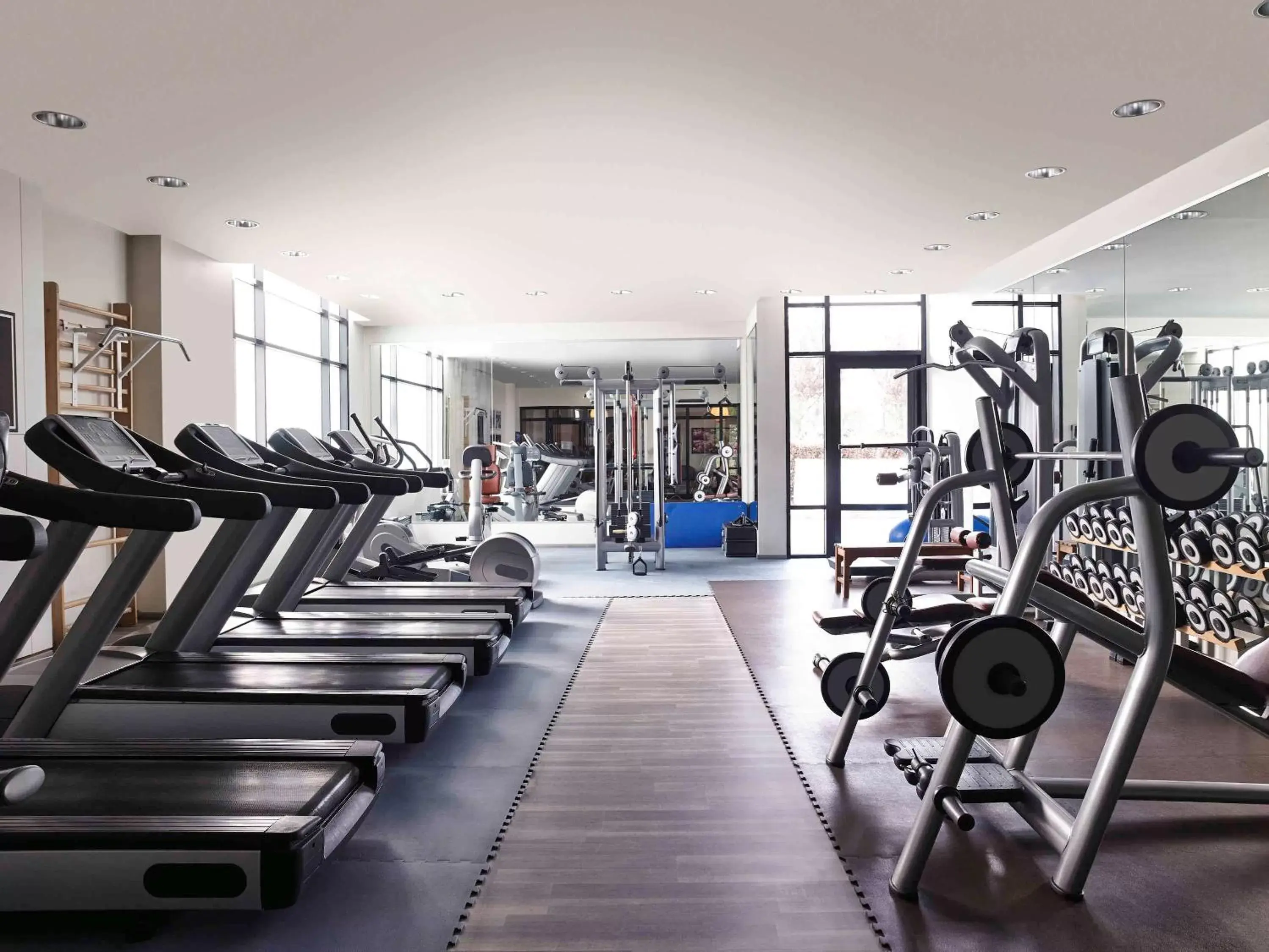 Property building, Fitness Center/Facilities in Novotel Paris Roissy CDG Convention