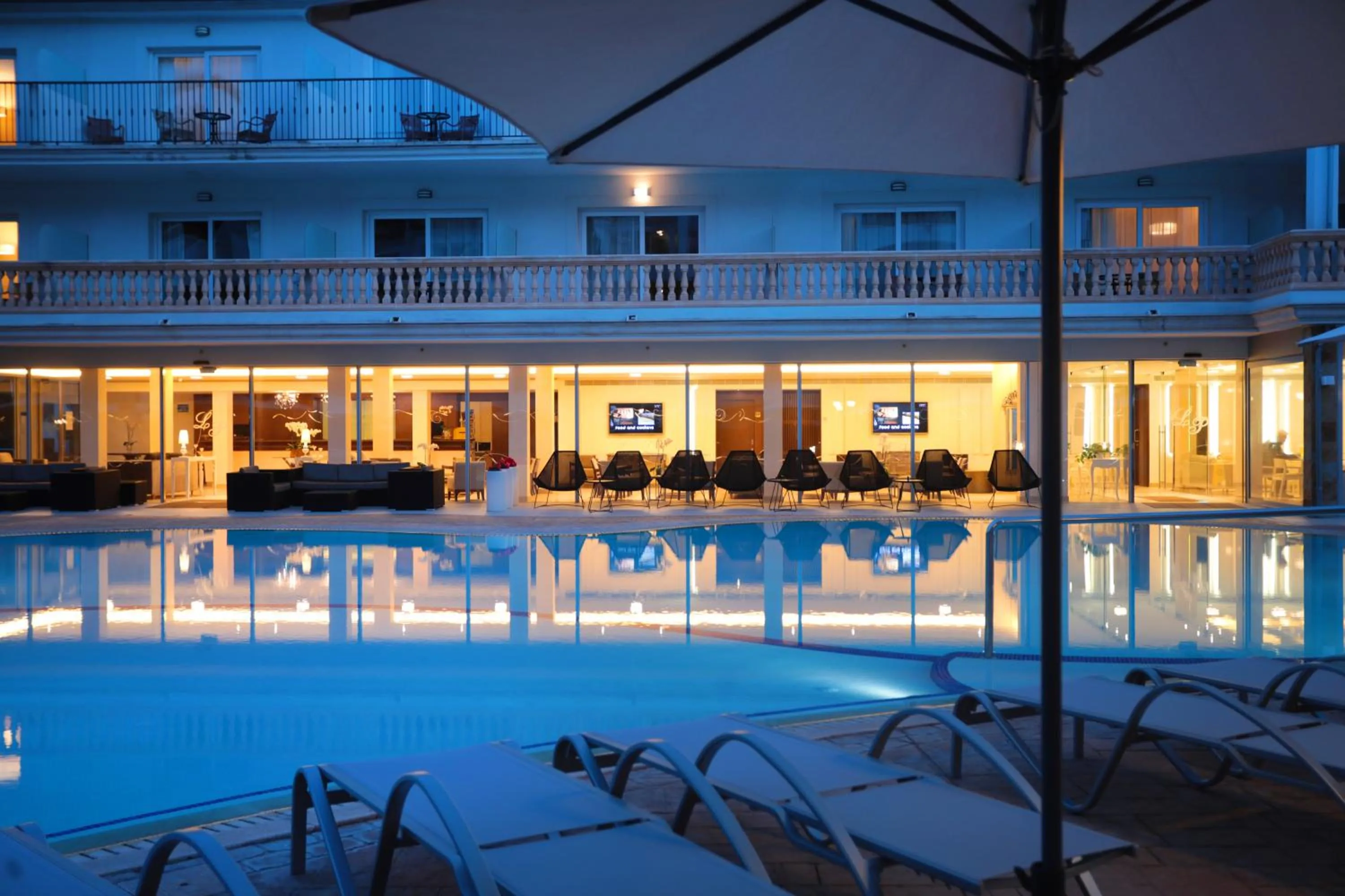 Swimming pool in Hotel La Pergola Mallorca