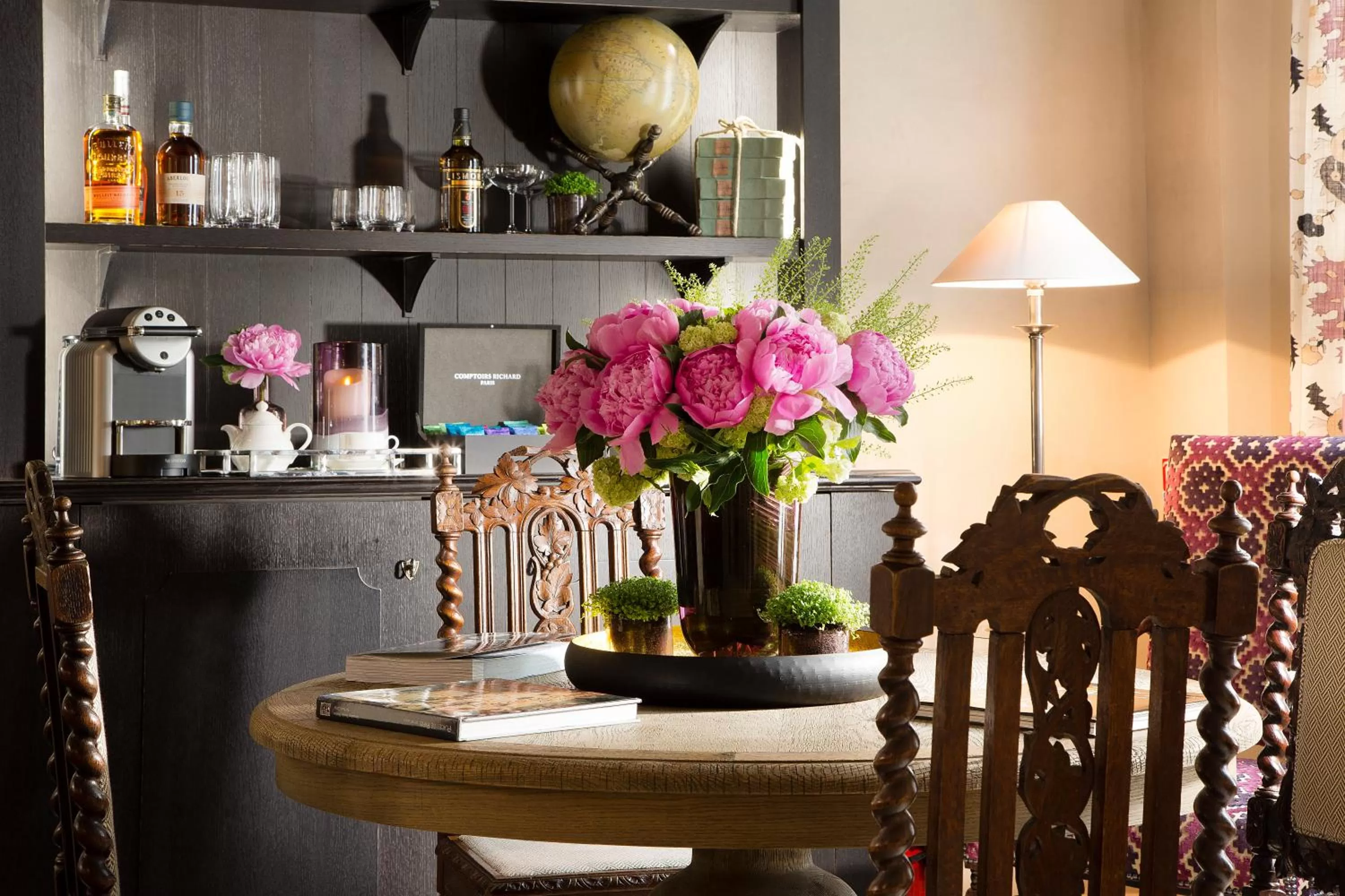 Decorative detail in Les Tournelles