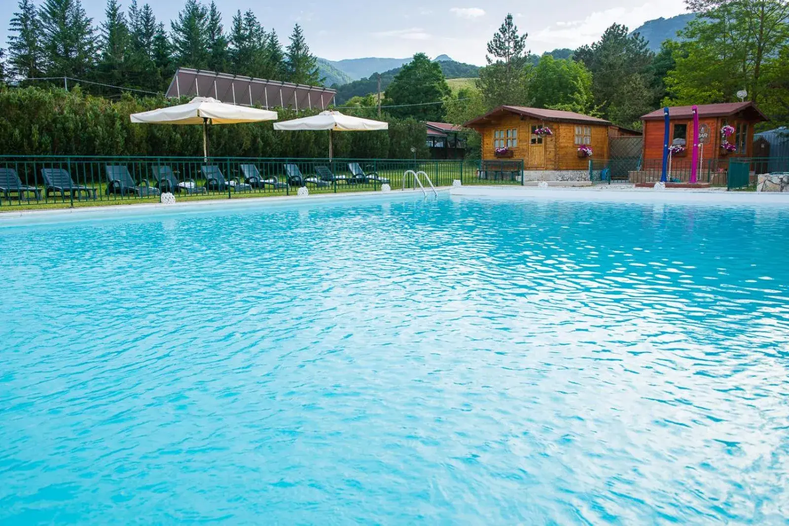 Swimming Pool in Hotel Iris