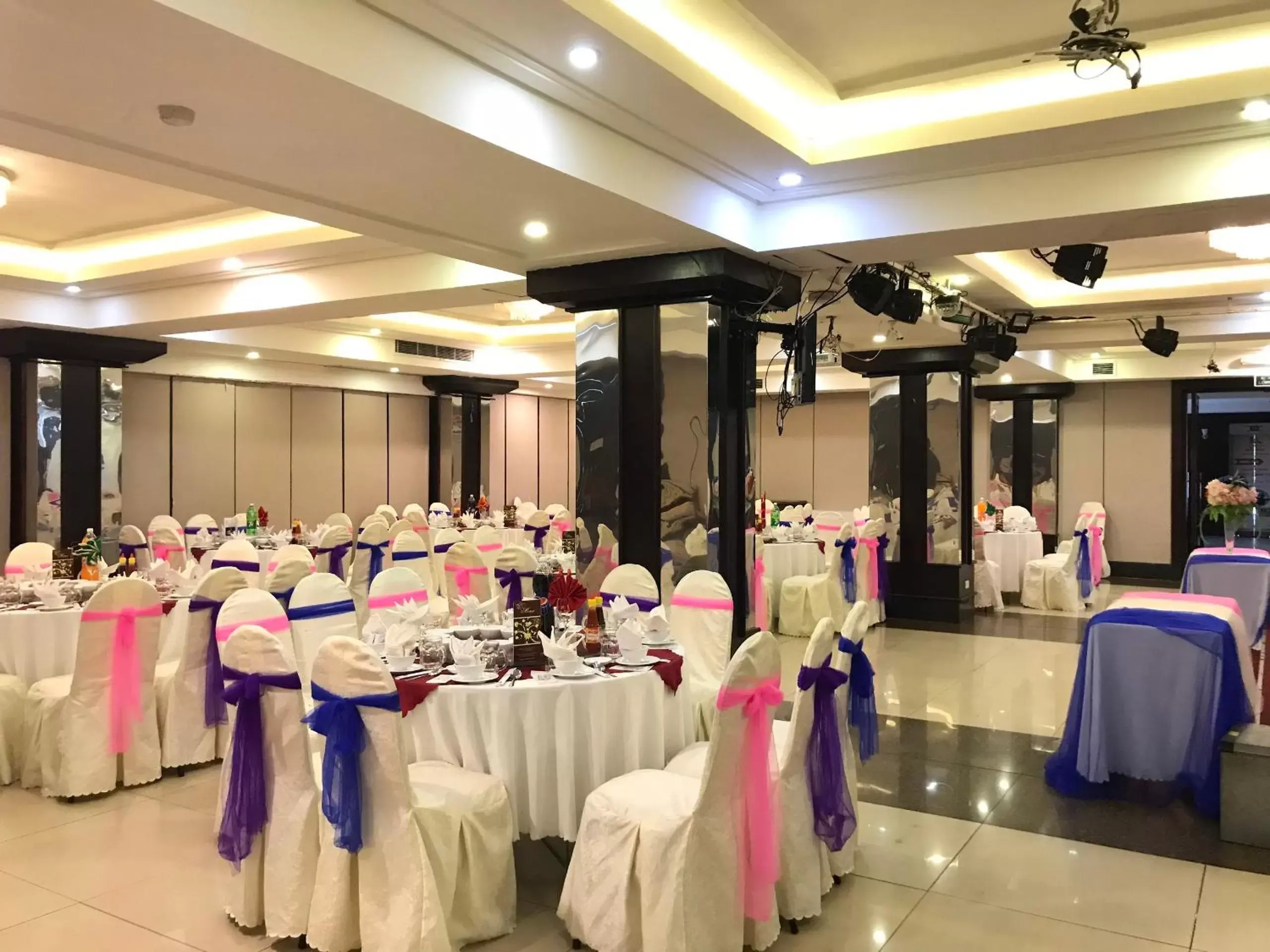 Banquet Facilities in Kieu Anh Hotel