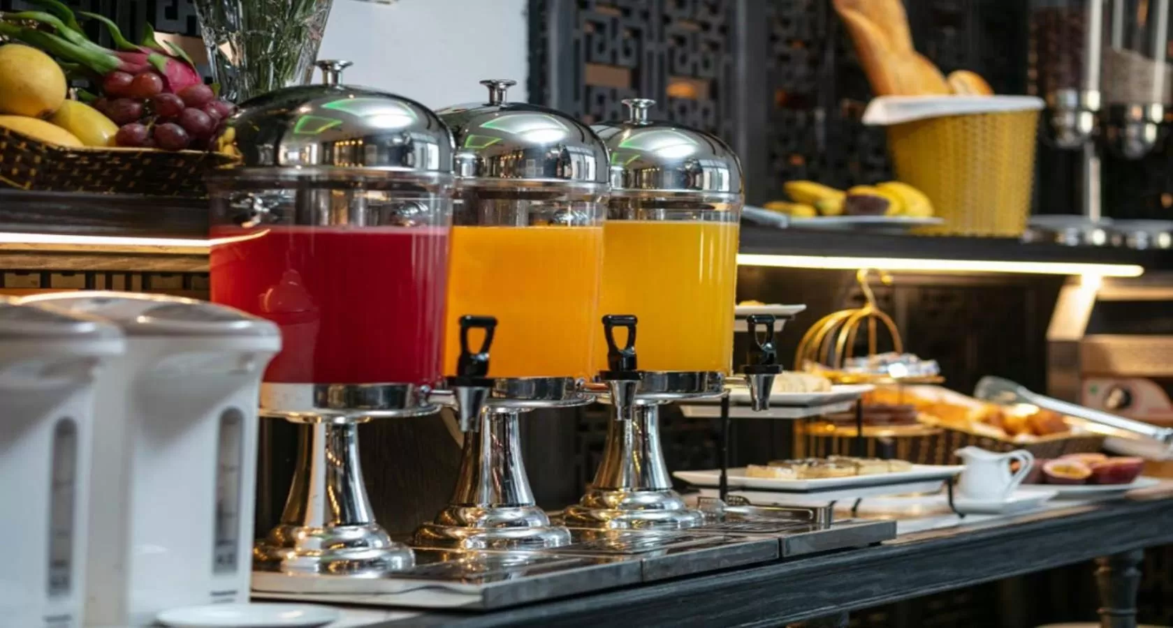 Food and drinks in Golden Sun Hotel