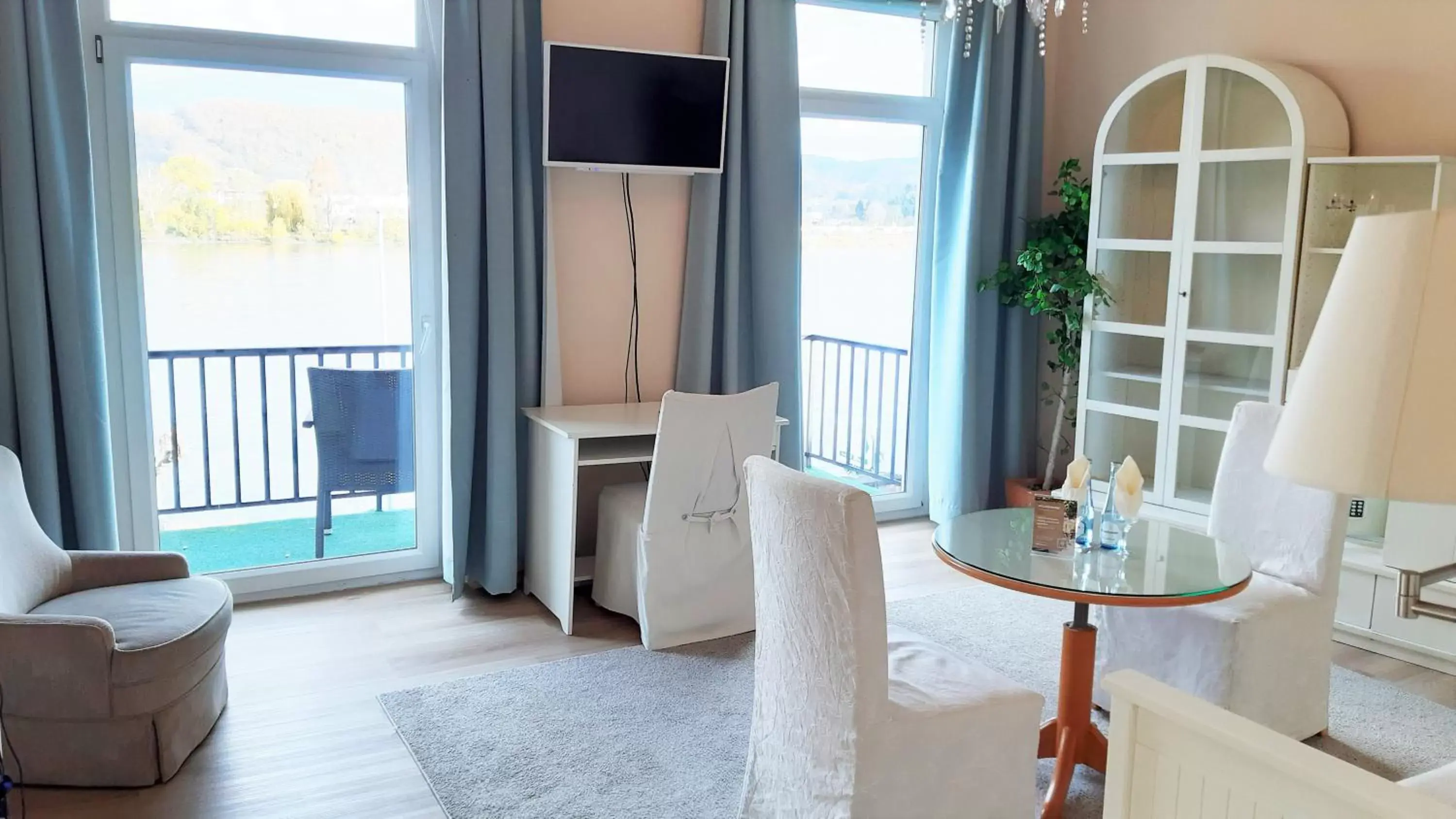 Living room in Hotel Rhein-Residenz