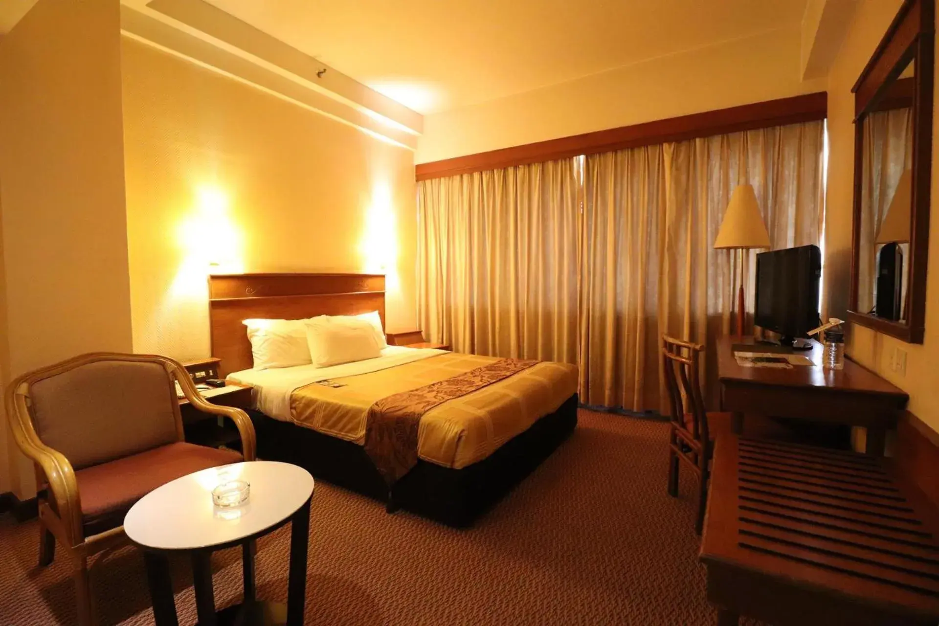 Bedroom, Bed in Hotel Grand Continental Kuala Lumpur