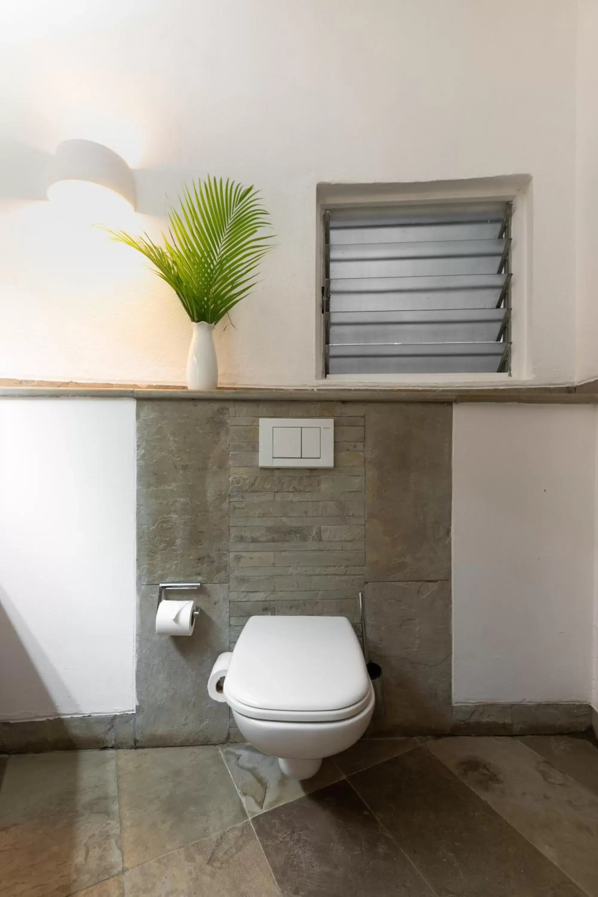 Toilet, Bathroom in Severin Sea Lodge