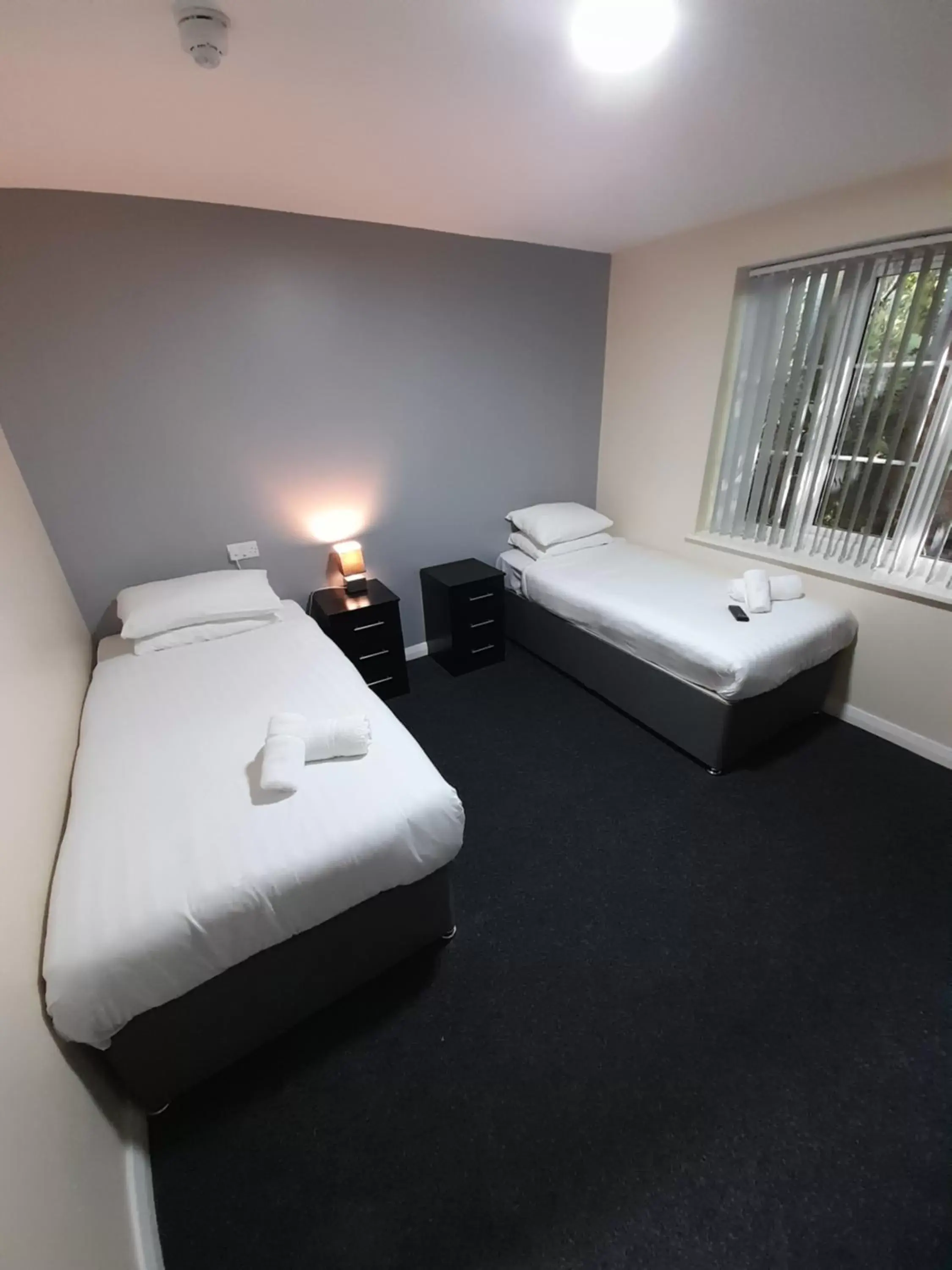 Bedroom, Bed in Lymedale Suites Studios & Aparthotel in NEWCASTLE UNDER LYME & STOKE