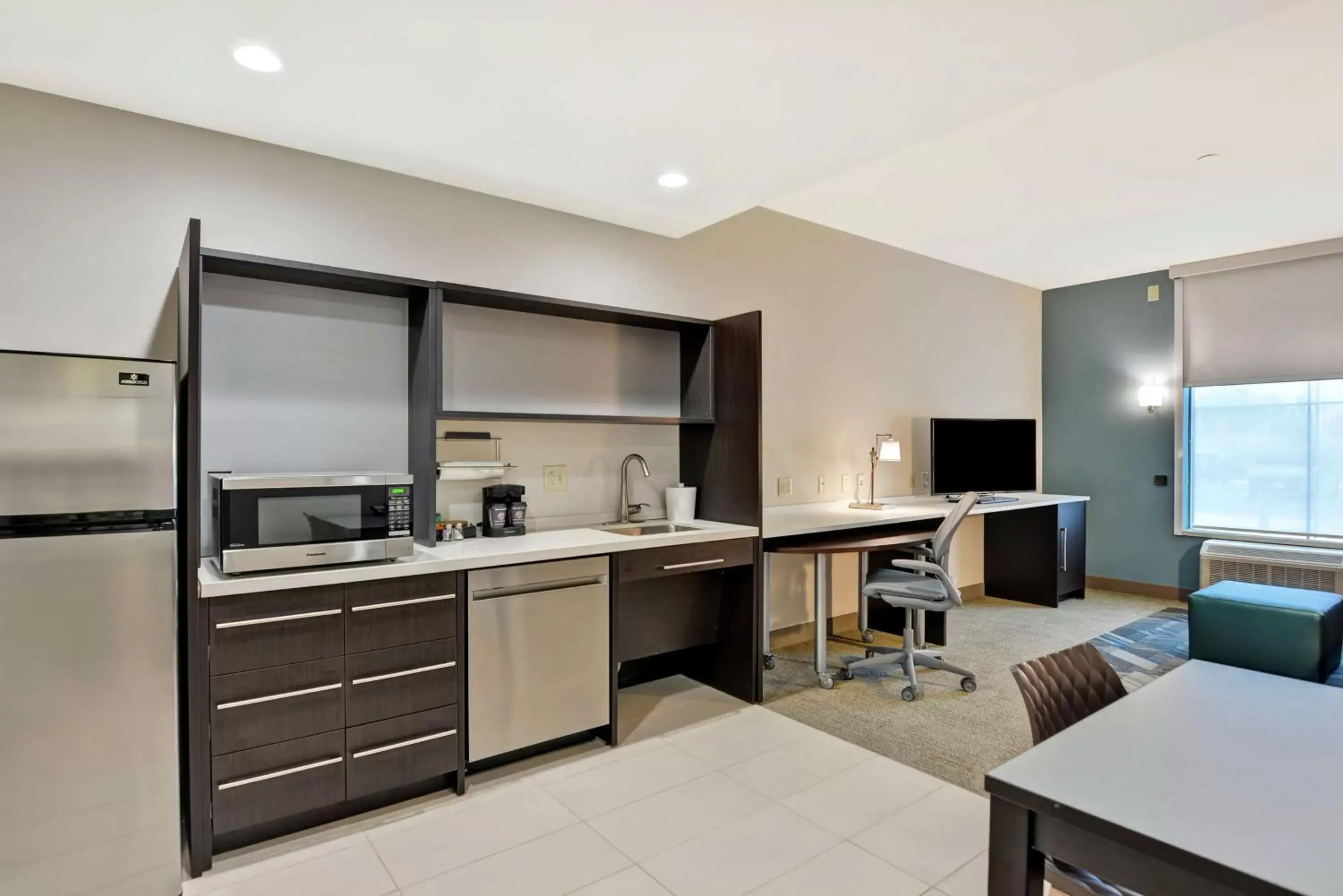 Other, Kitchen/Kitchenette in Home2 Suites By Hilton Madison Huntsville Airport