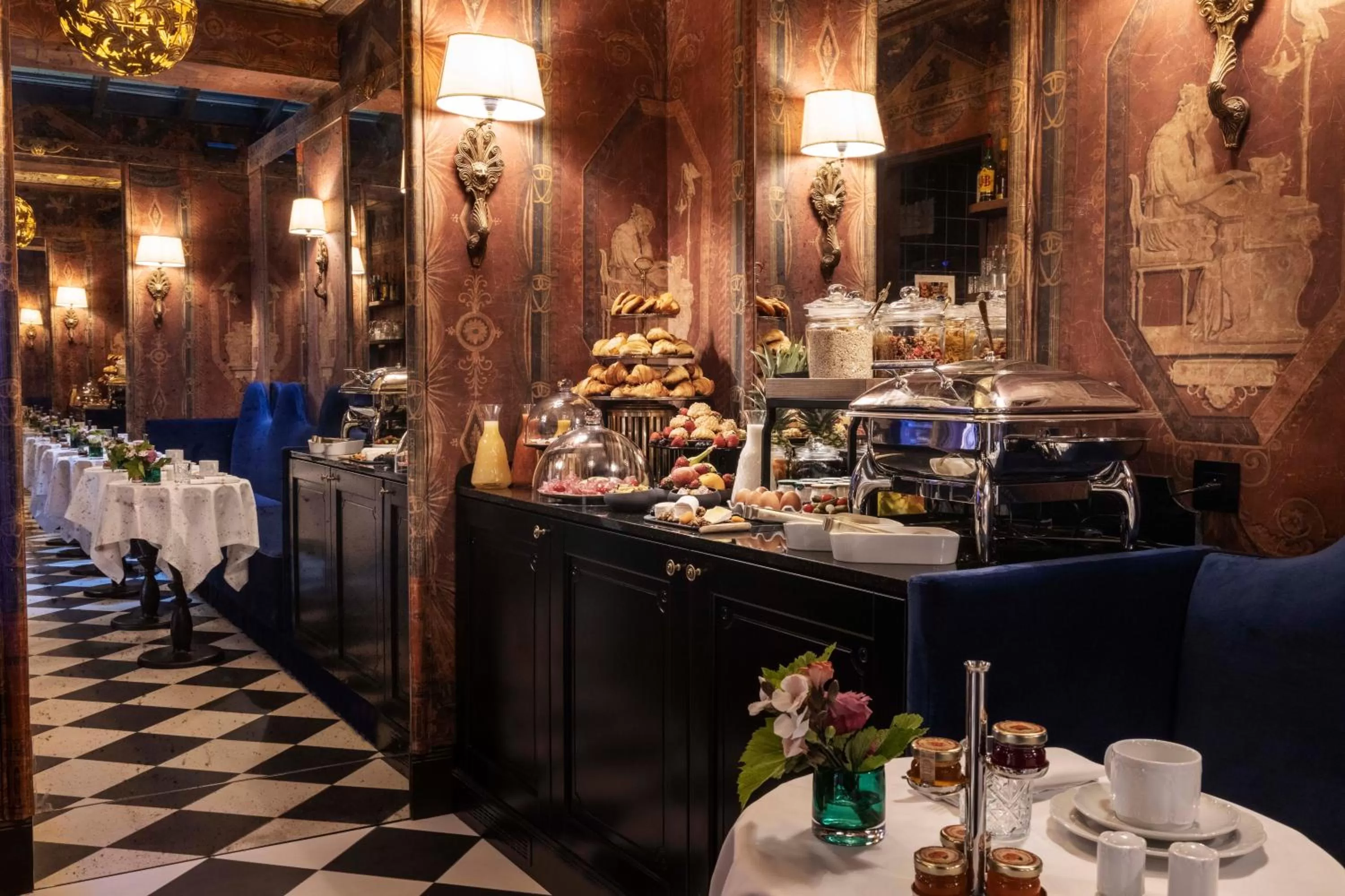 Breakfast in Hôtel Vinci Due & Spa