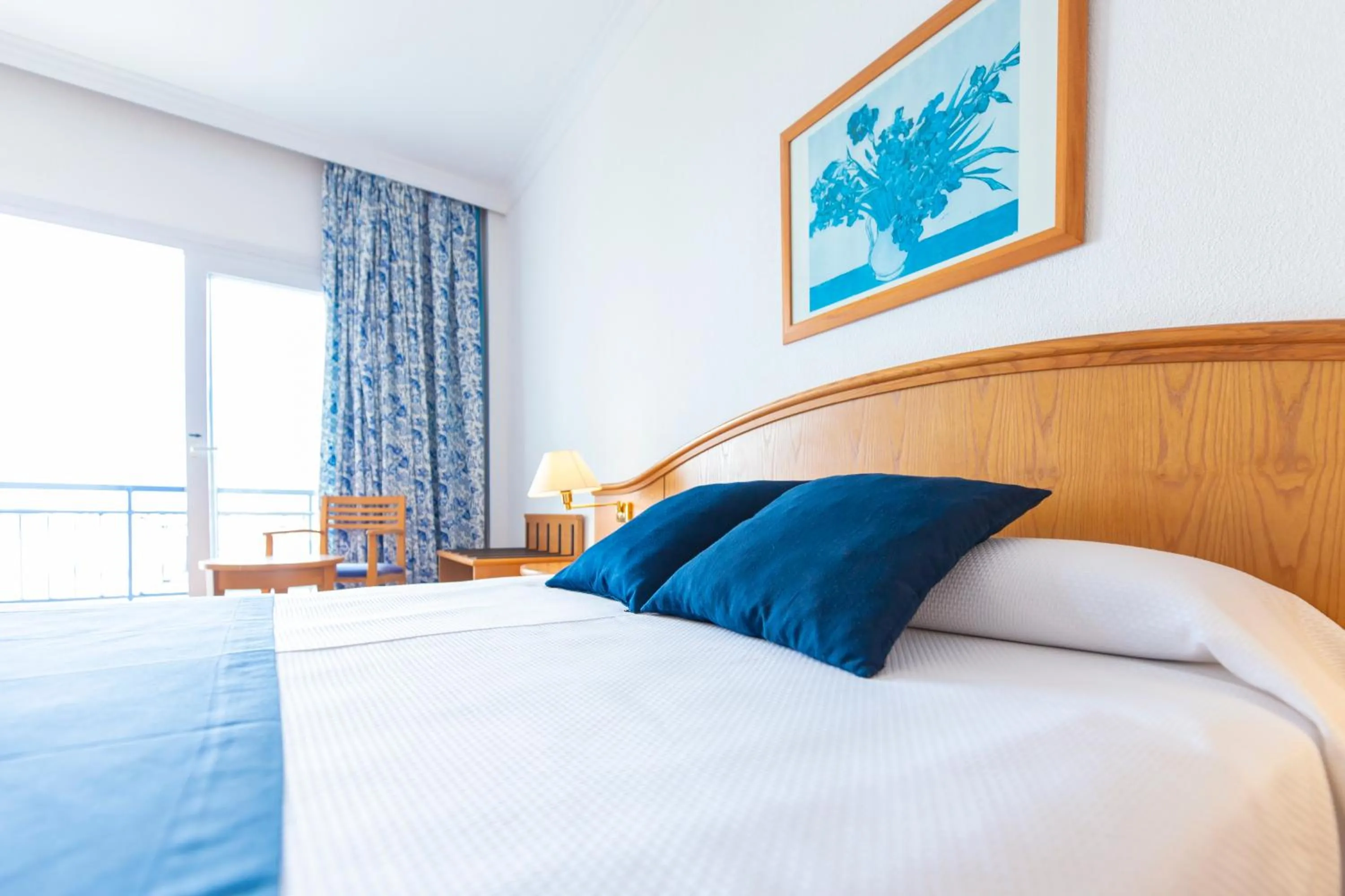 Photo of the whole room, Bed in Hotel Ramblamar