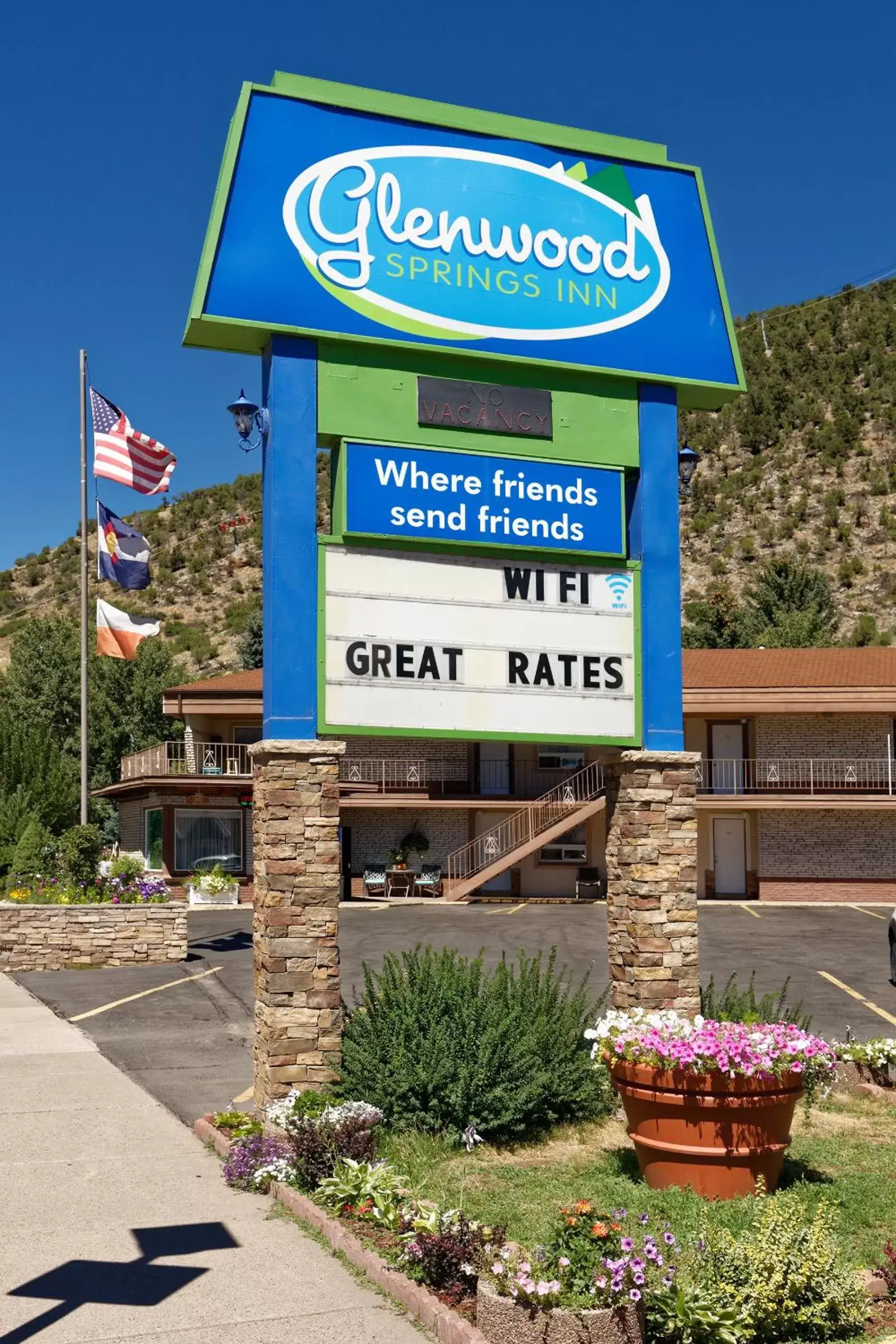 Street view, Logo/Certificate/Sign/Award in Glenwood Springs Inn