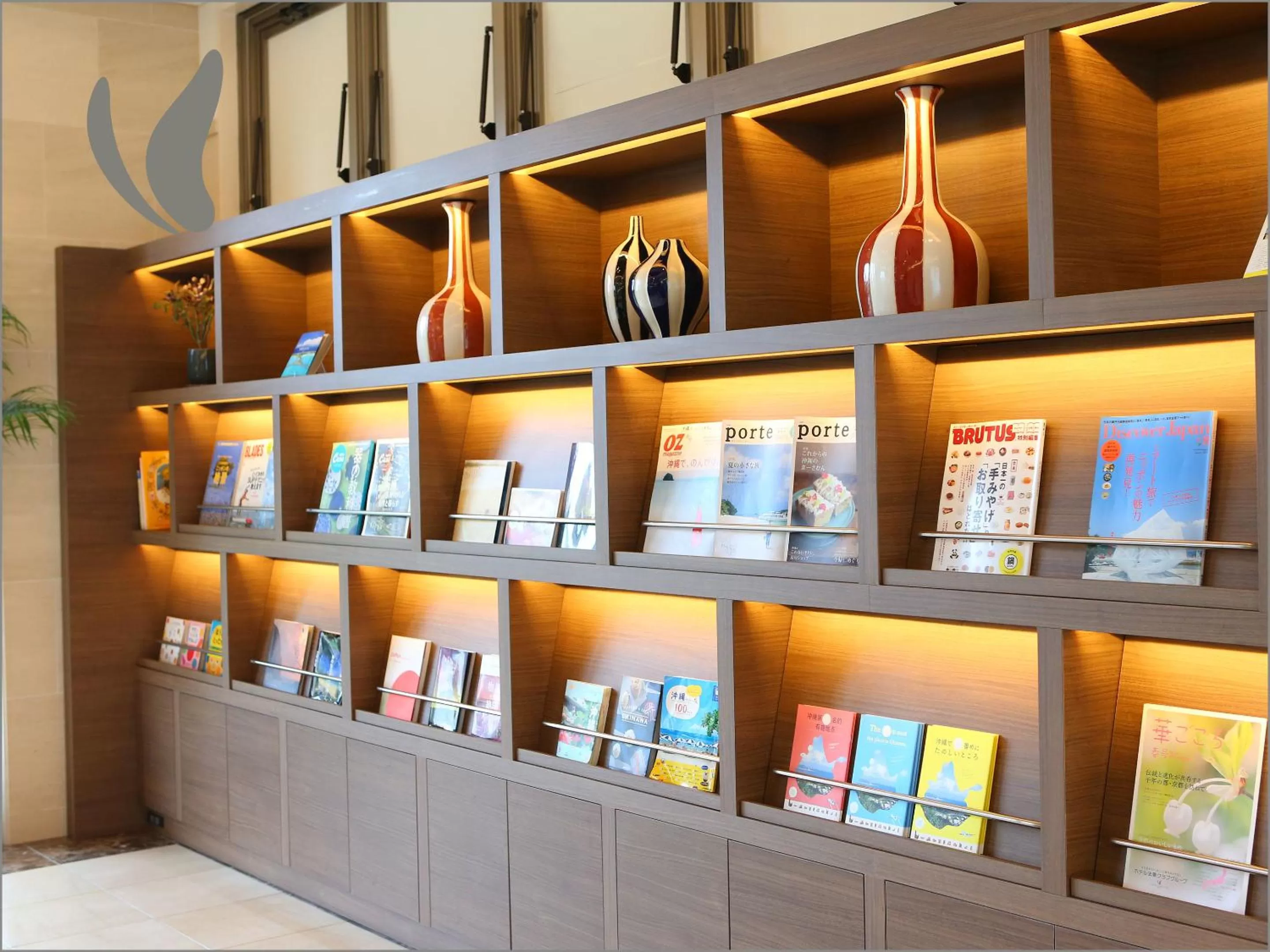 Lobby or reception in Hotel Hokke Club Naha Shintoshin