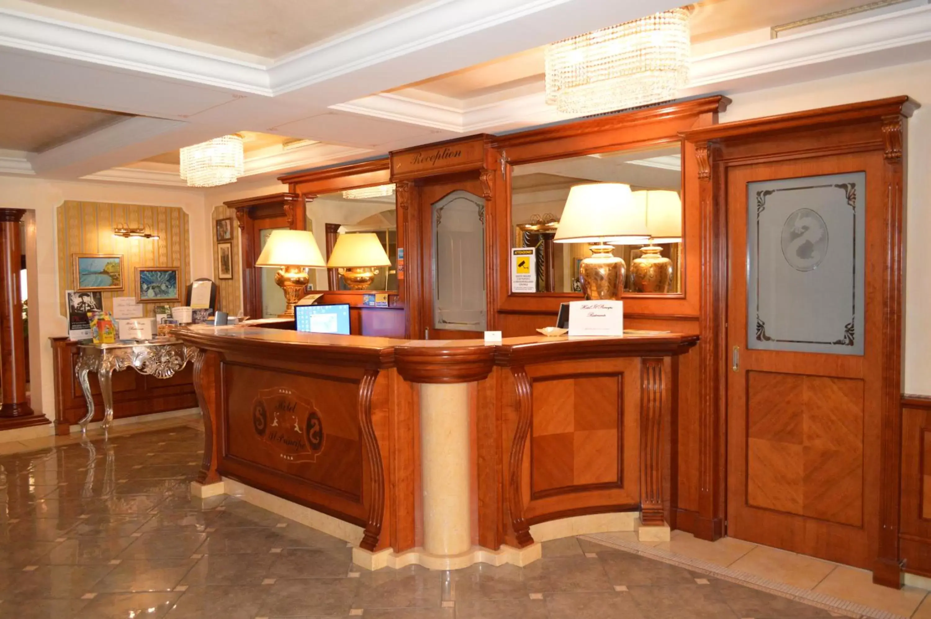 Lobby or reception, Lounge/Bar in Hotel Il Principe