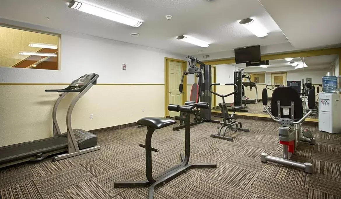 Fitness centre/facilities, Fitness Center/Facilities in All Stay Suites