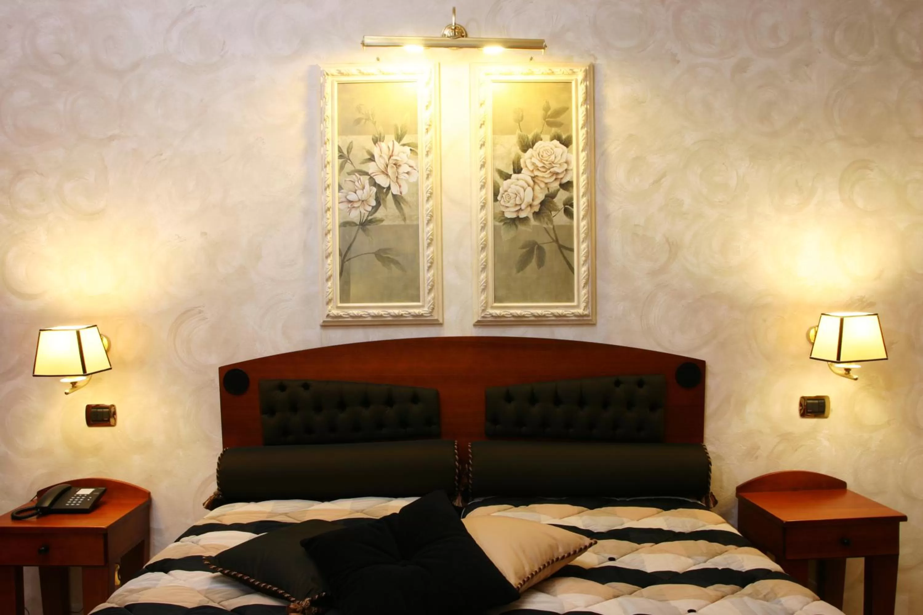 Bedroom, Bed in Hotel Columbia Wellness & Spa