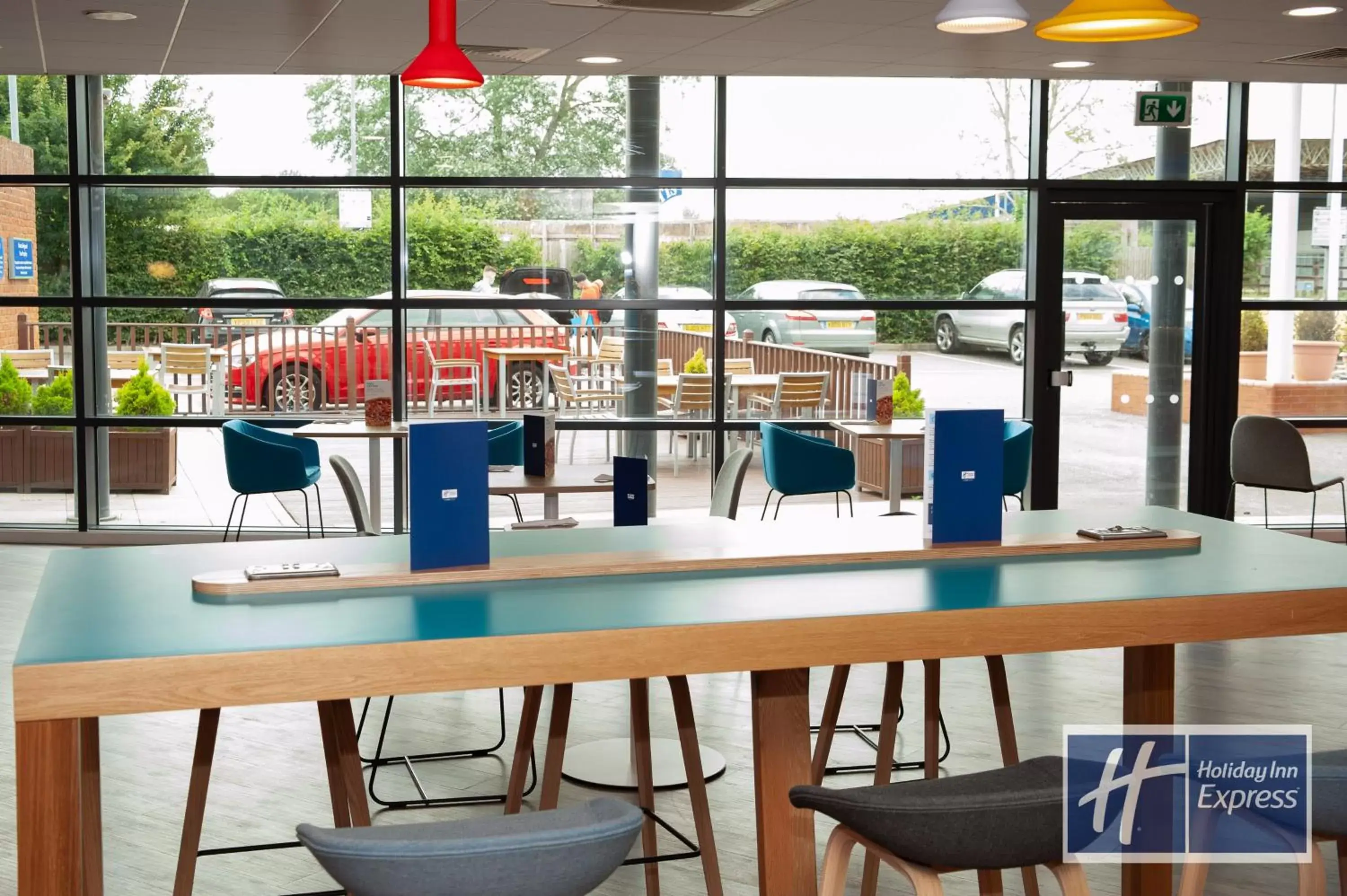 Restaurant/places to eat in Holiday Inn Express Folkestone Channel Tunnel, an IHG Hotel