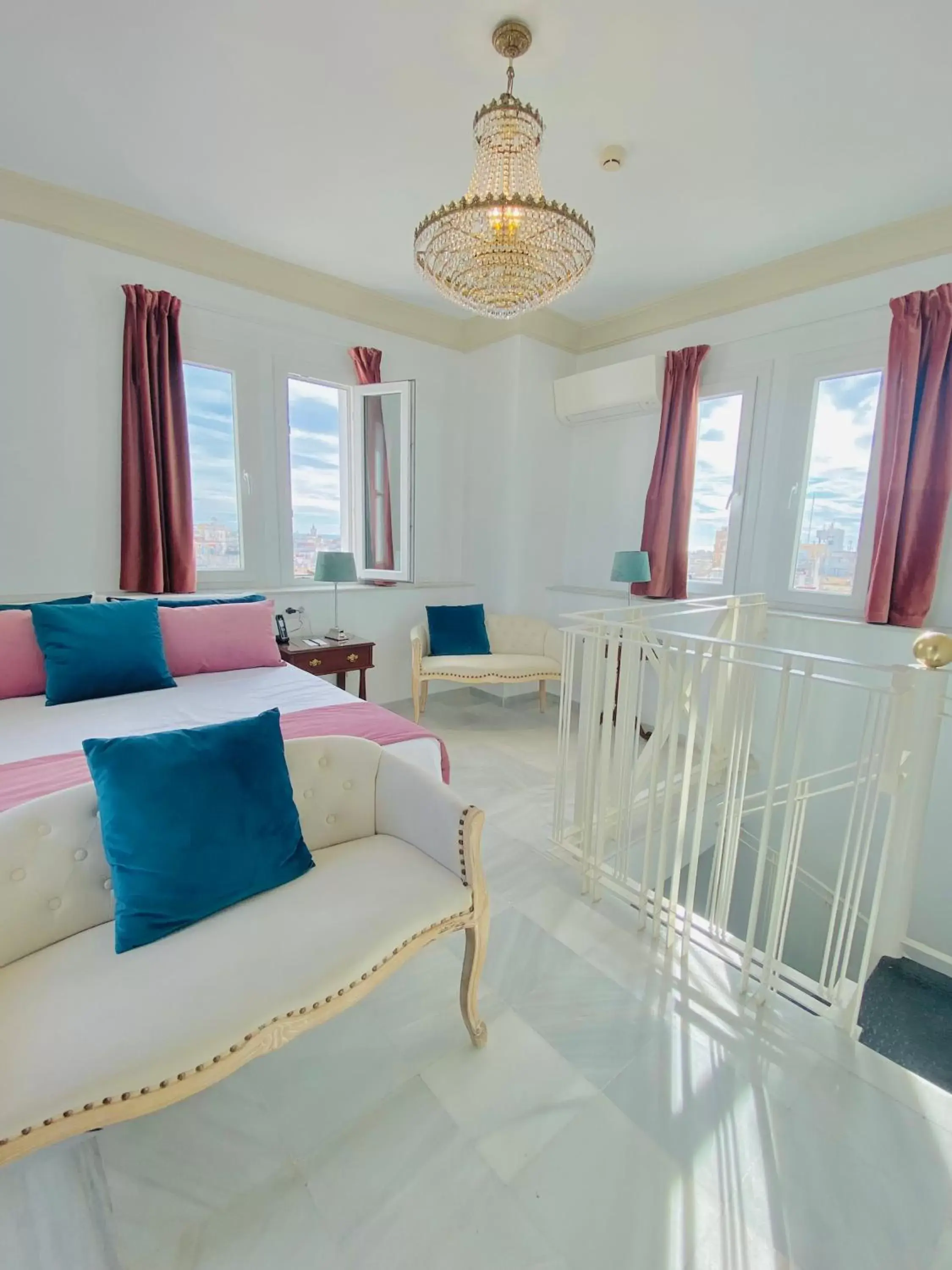 Bedroom, Seating Area in Hotel Las Cortes De Cádiz