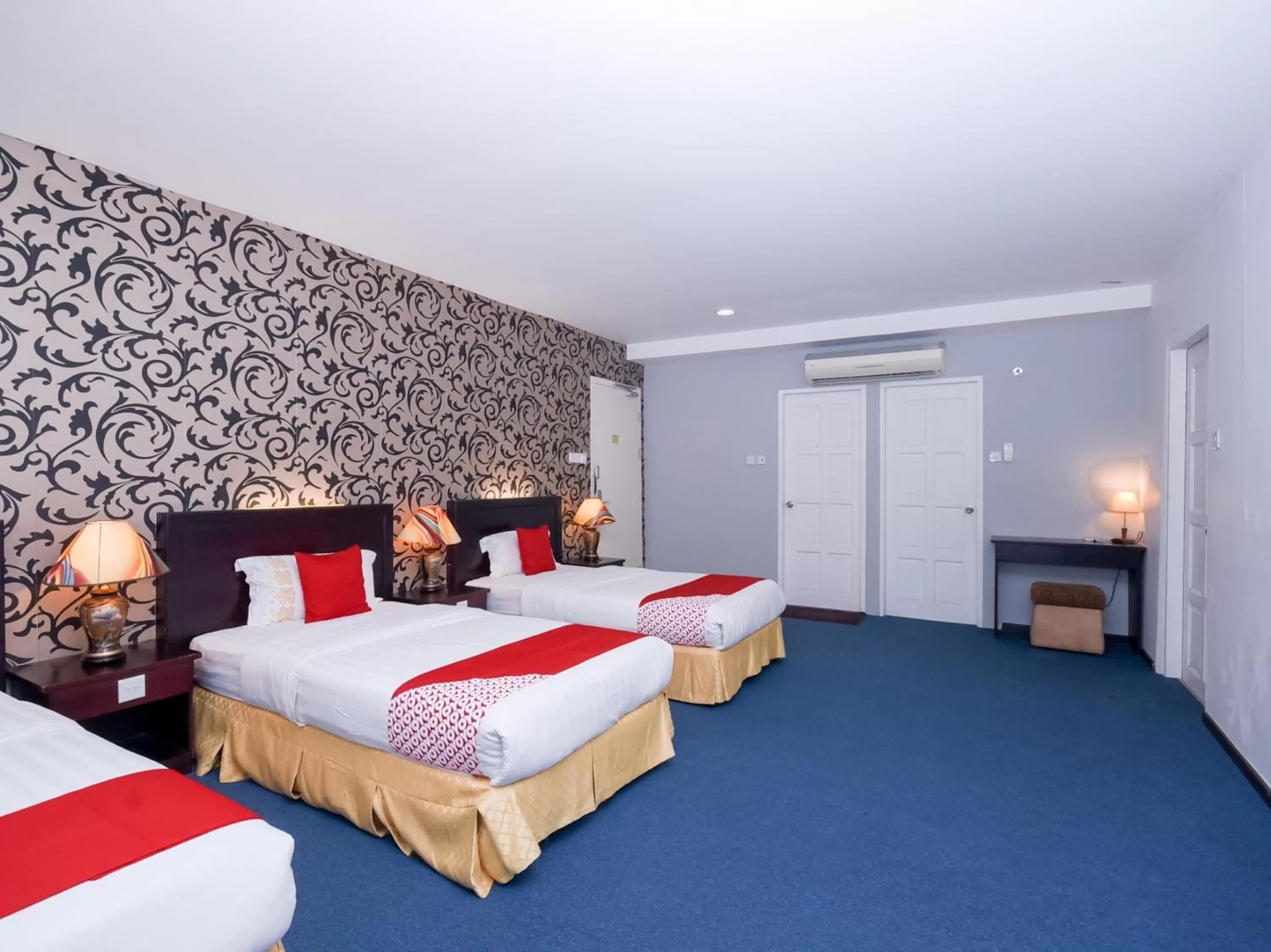 Bedroom, Bed in Super OYO 89604 City Home Stay