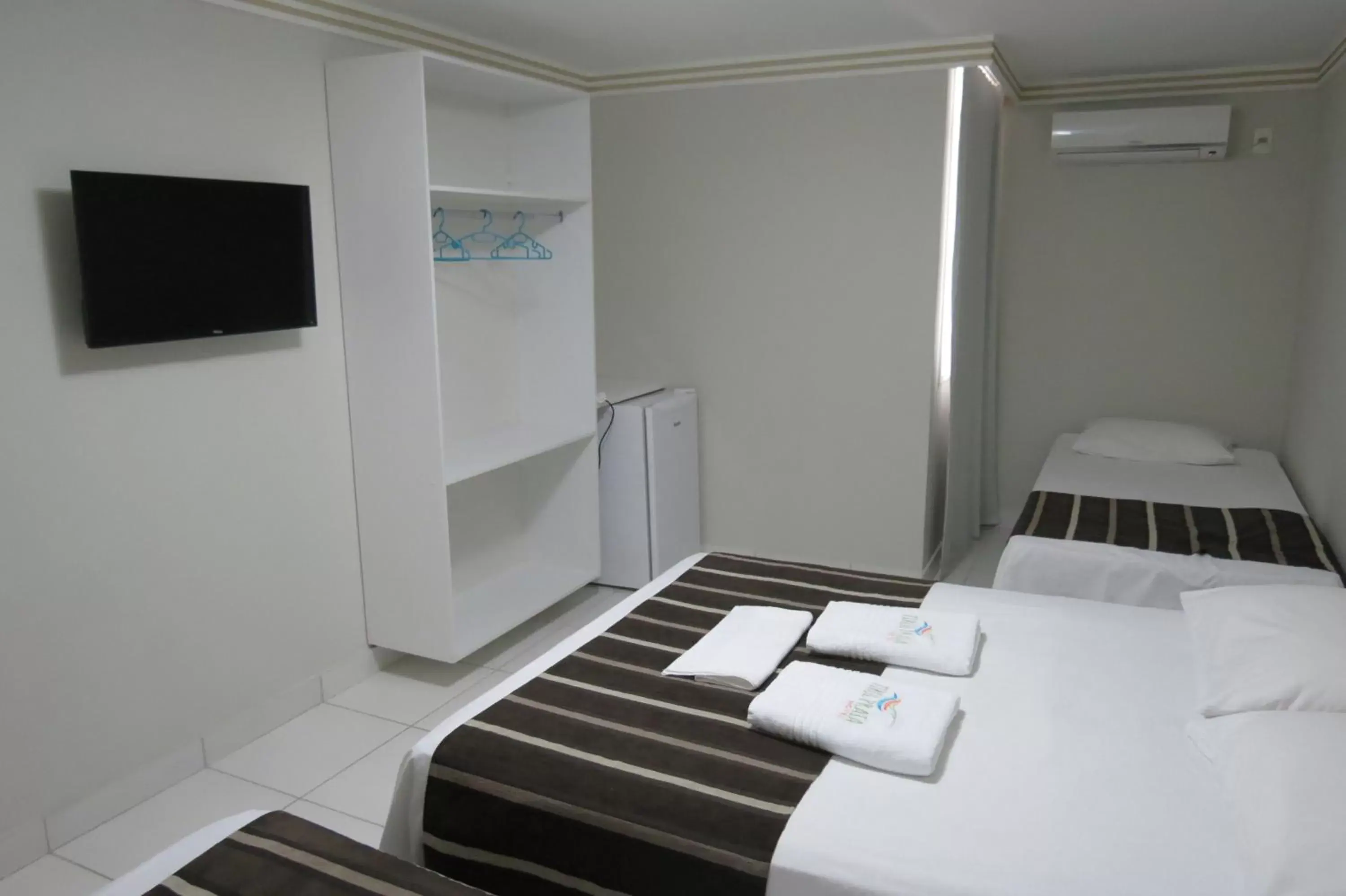 Standard Triple Room in Las Brisas Beach Hotel Standard Triple Room in Las Brisas Beach Hotel