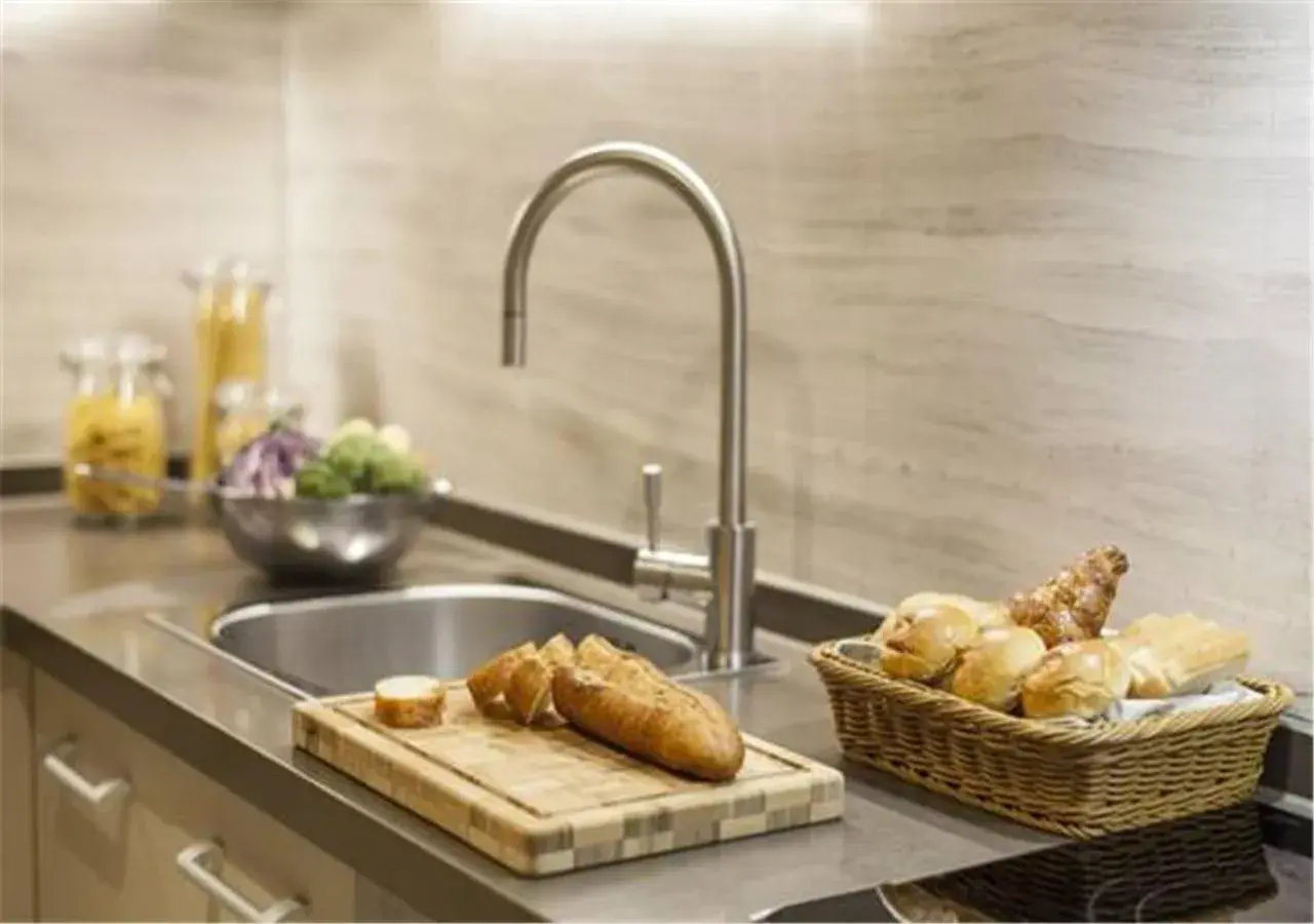 Kitchen or kitchenette in Ascott Riverside Garden Beijing