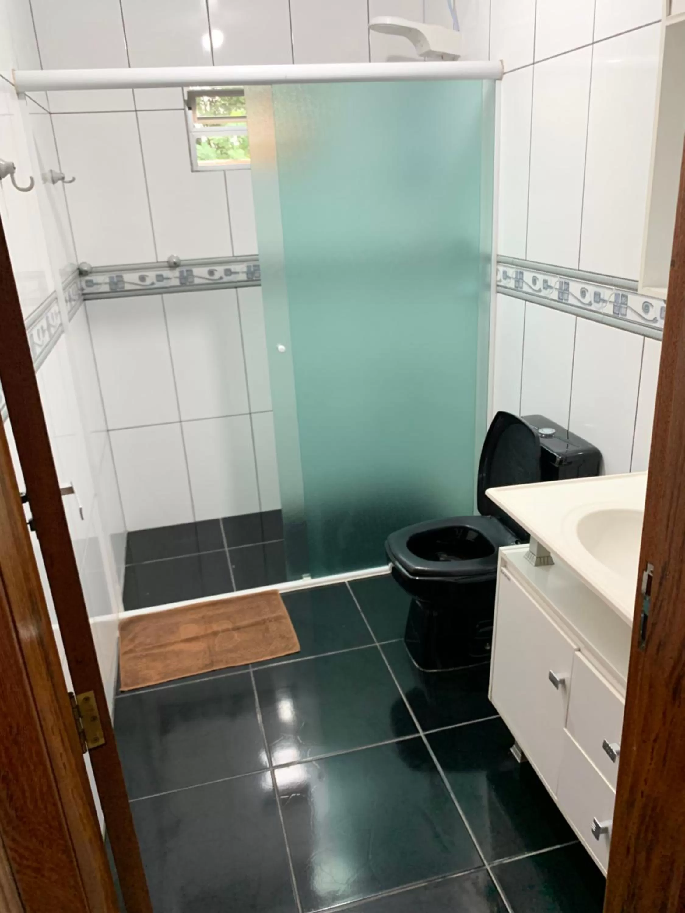 Shower, Bathroom in Pousada Tio Tonho