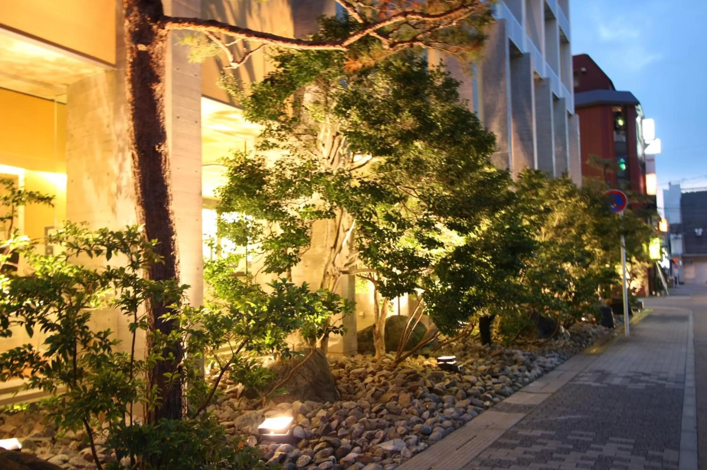 Facade/entrance, Property Building in Uozu Manten Hotel Ekimae