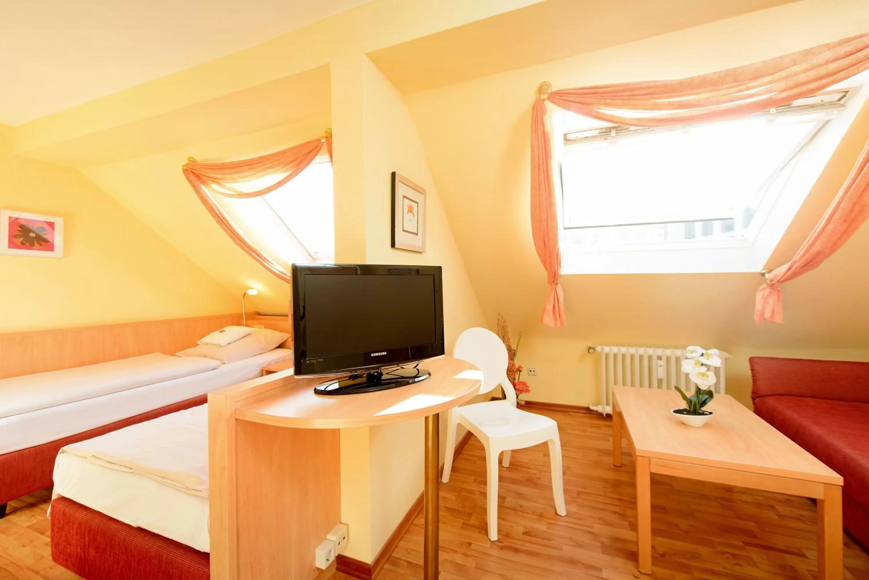 Photo of the whole room, Bed in Hotel Europa