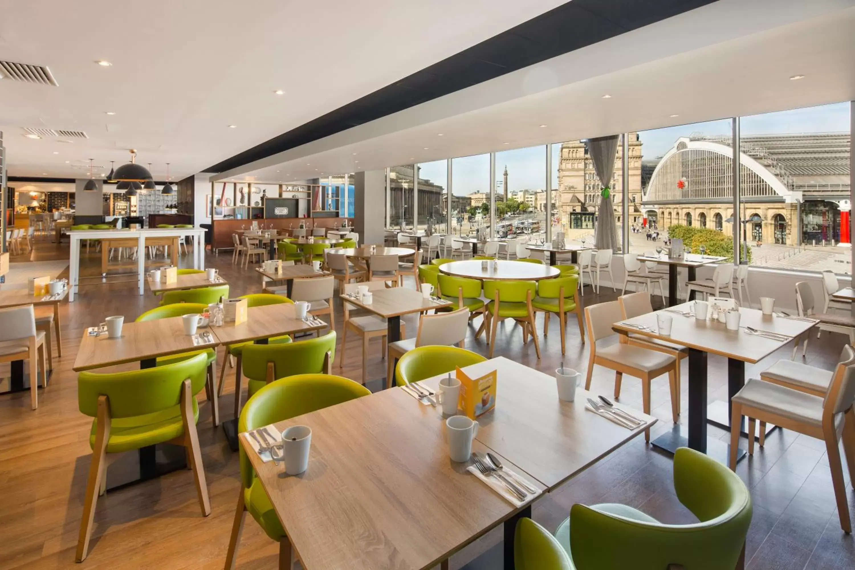 Restaurant/Places to Eat in Holiday Inn Liverpool City Centre, an IHG Hotel