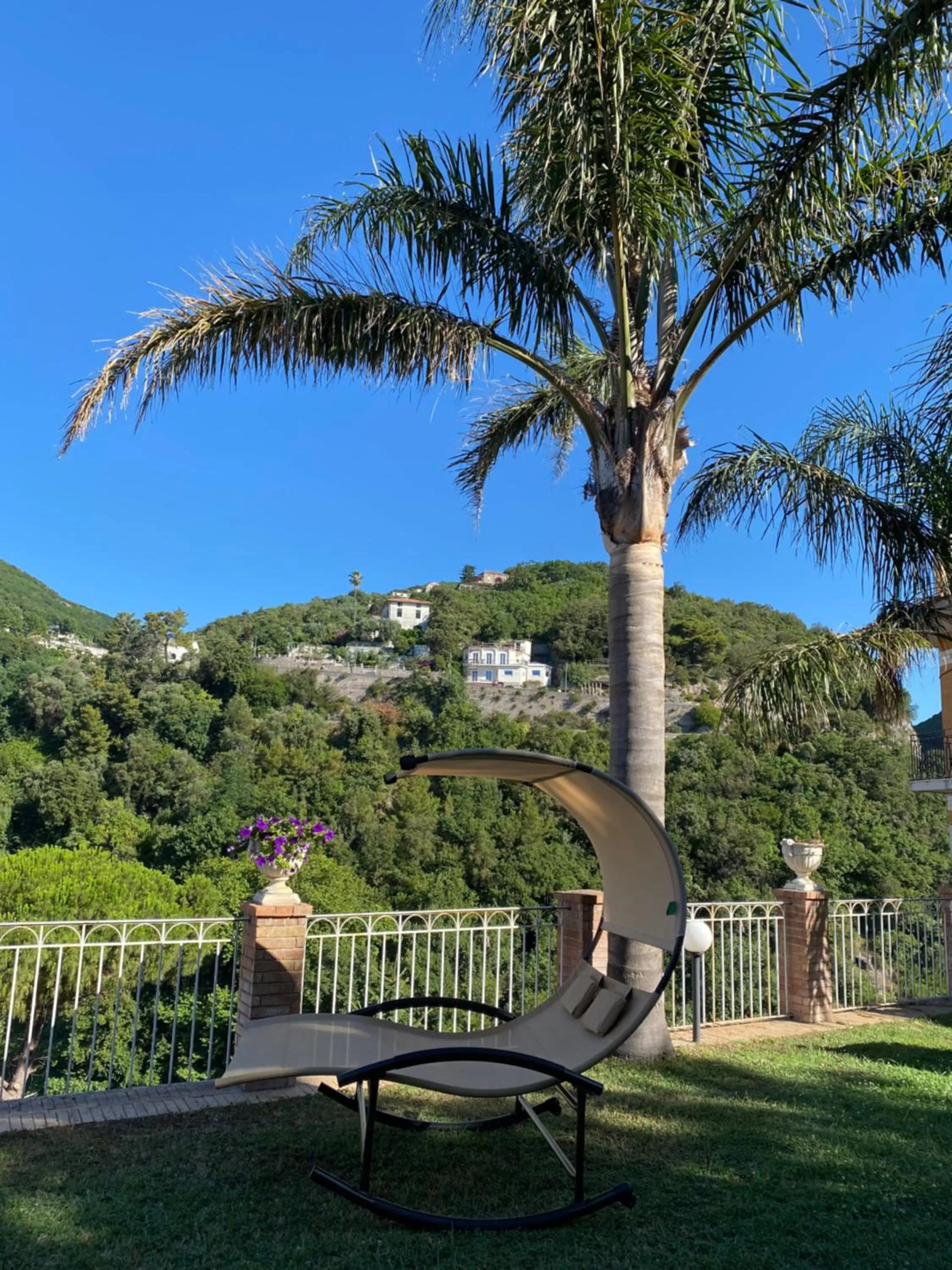 Restaurant/places to eat in Hotel Vietri Coast