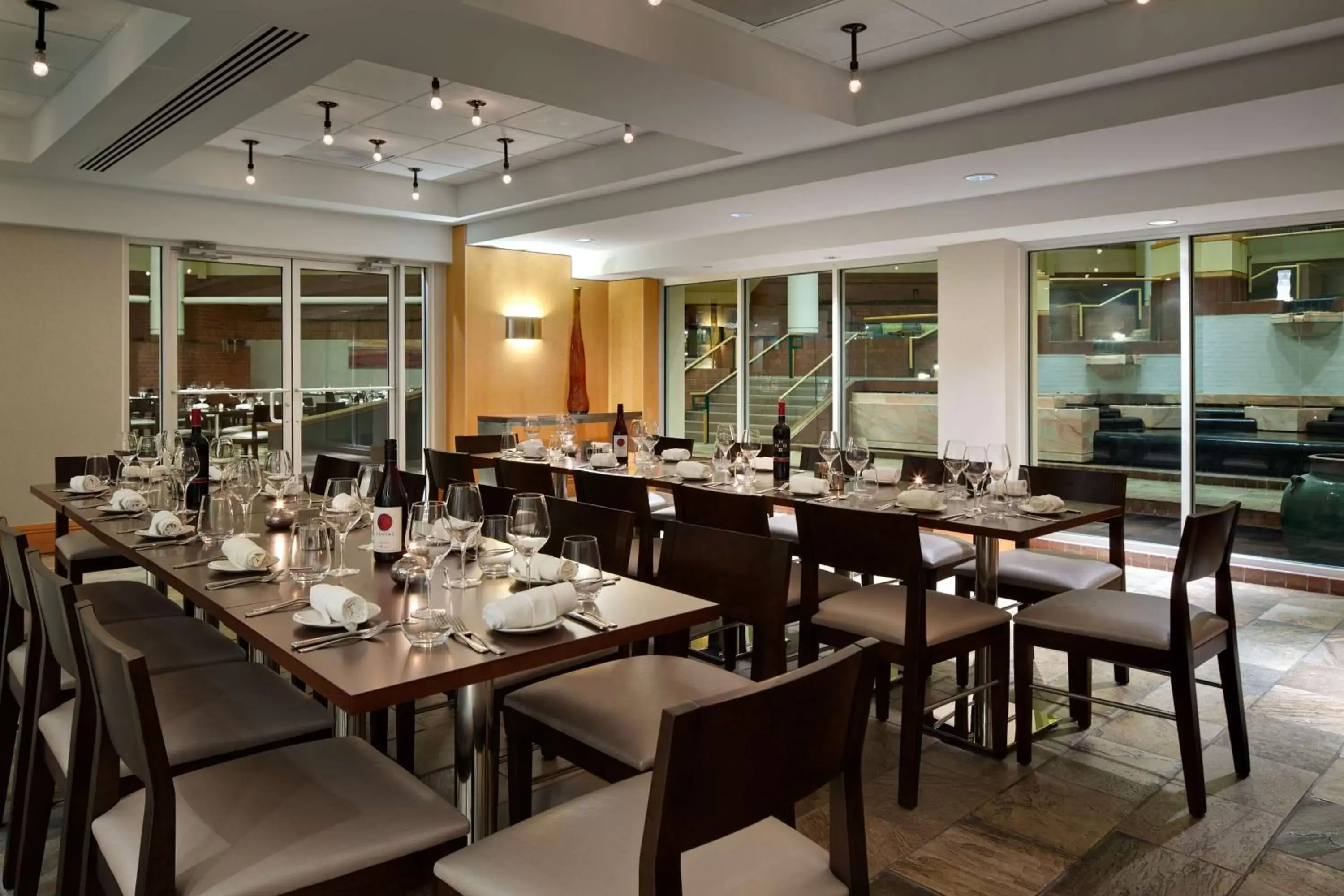 Restaurant/Places to Eat in Hyatt Regency Princeton