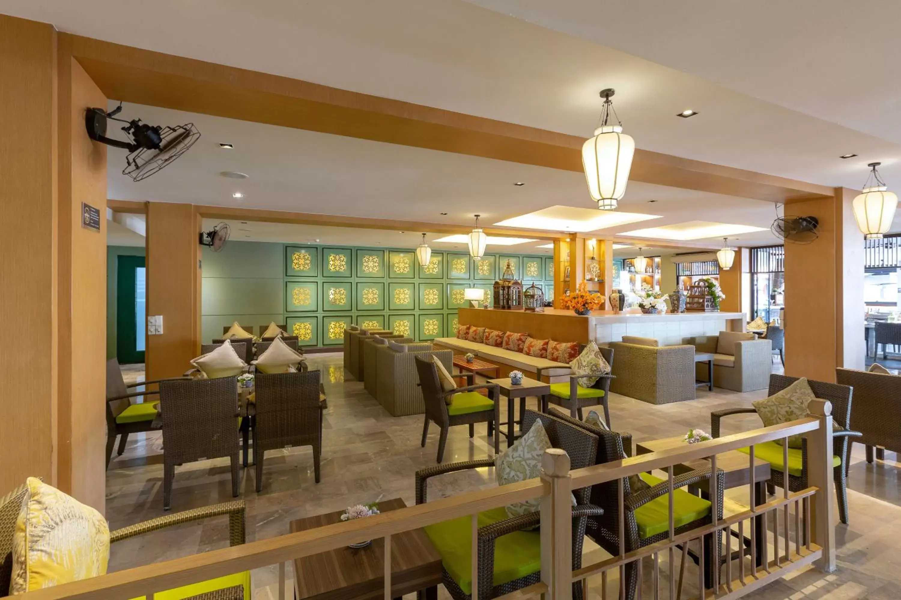 Restaurant/Places to Eat in Sawaddi Patong Resort & Spa by Tolani - SHA Extra Plus
