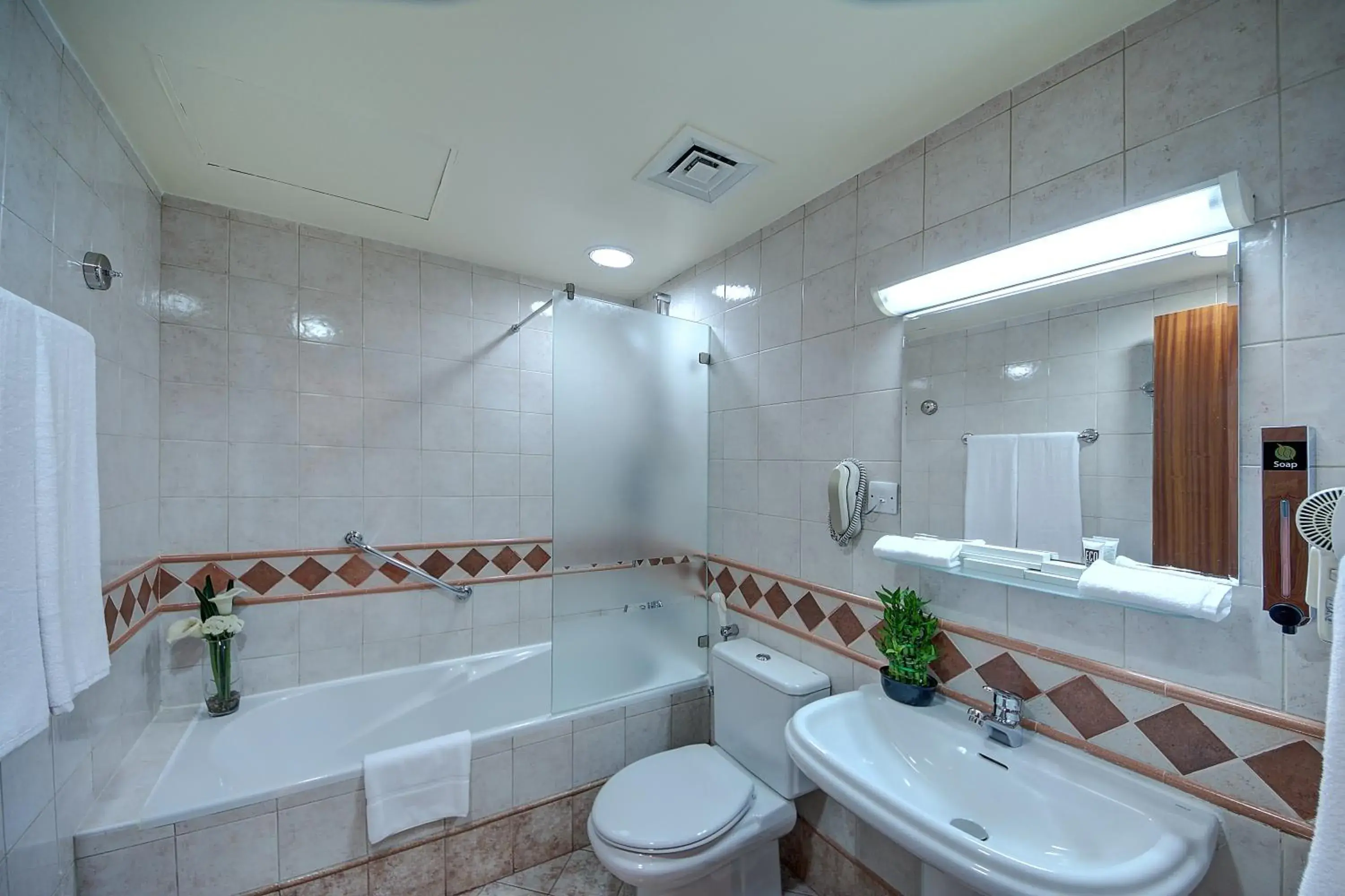 Bathroom in Al Manar Grand Hotel Apartment