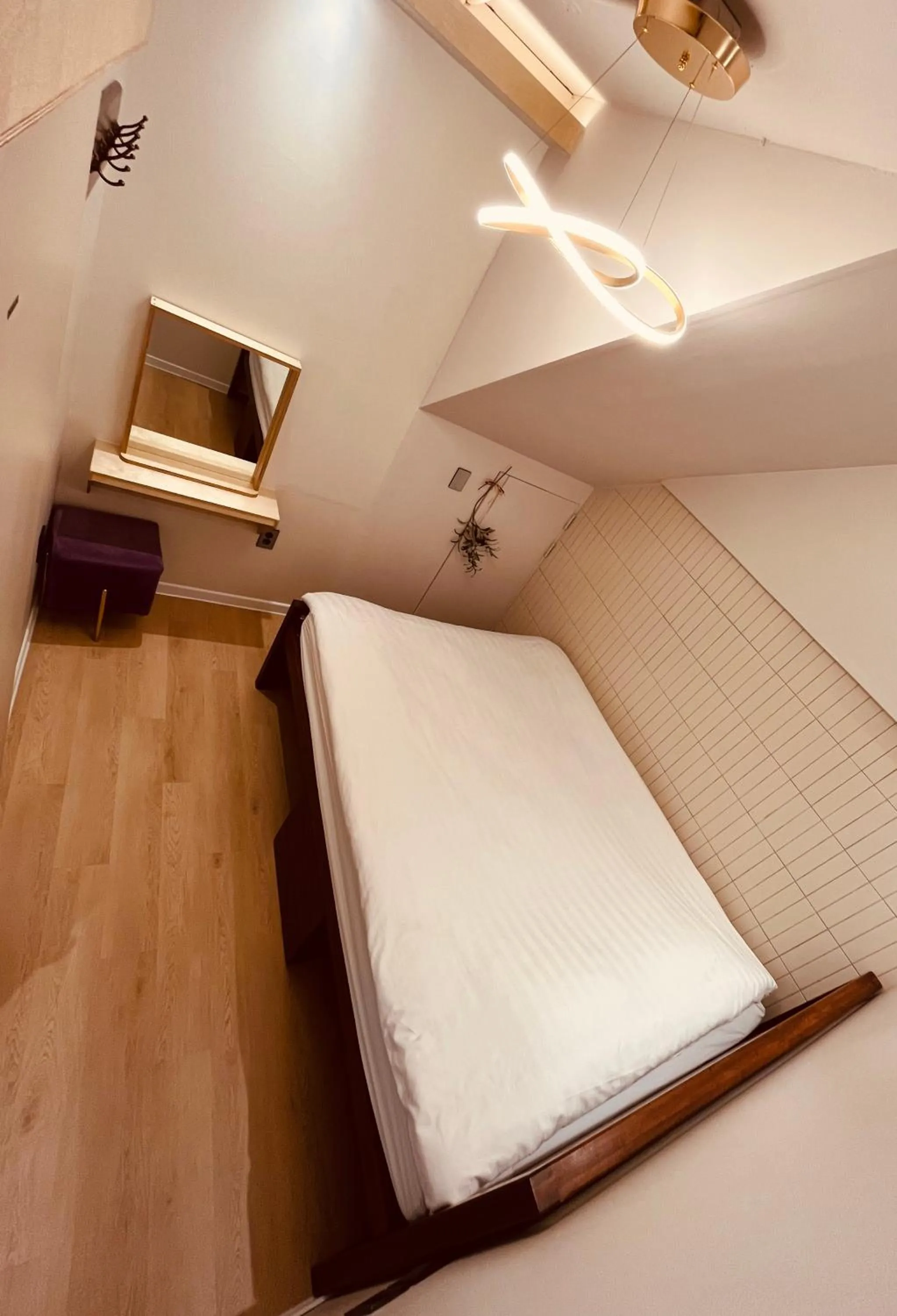 Bed in Mir Guesthouse