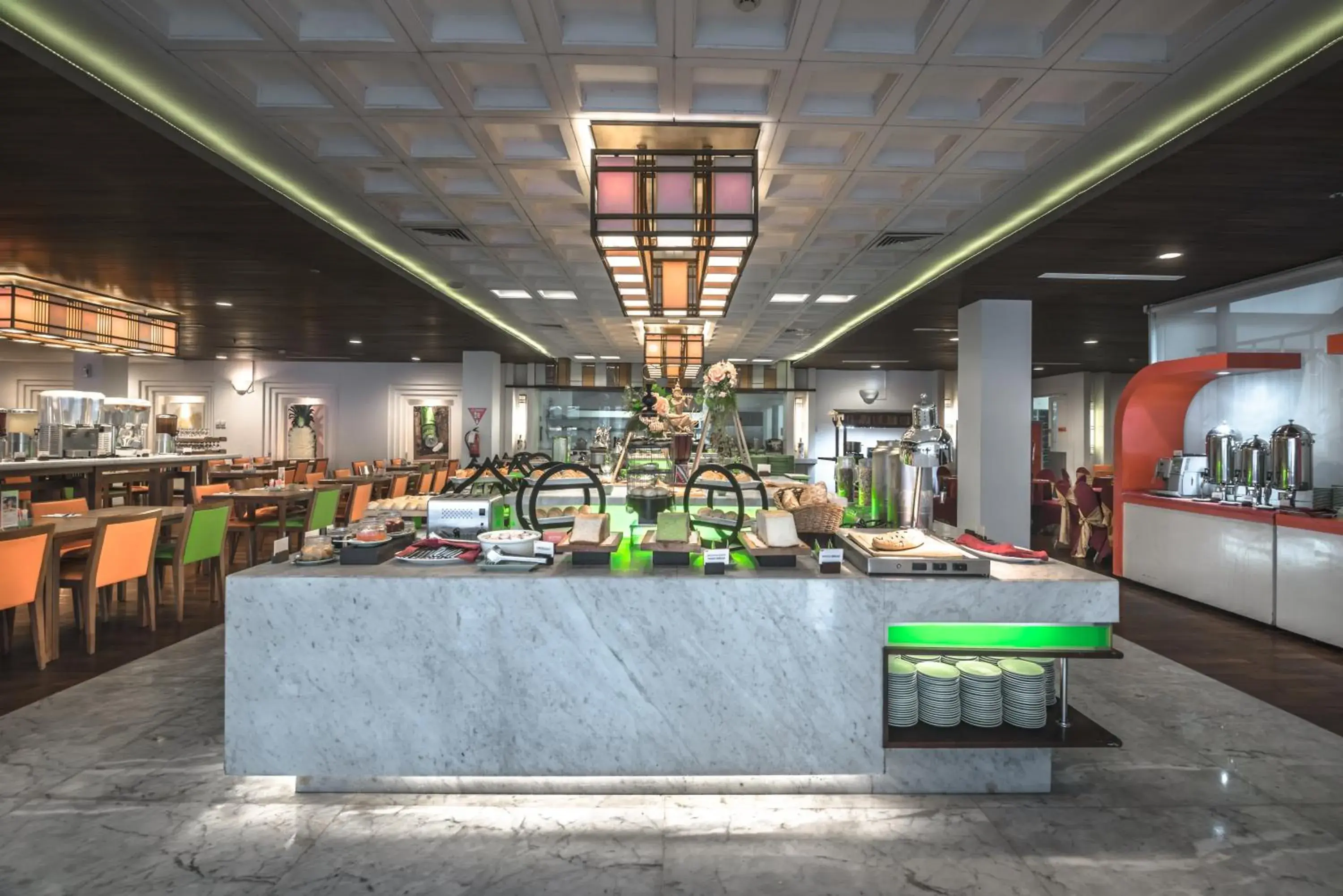 Restaurant/places to eat in HARRIS Hotel & Conventions Malang Restaurant/places to eat in HARRIS Hotel & Conventions Malang