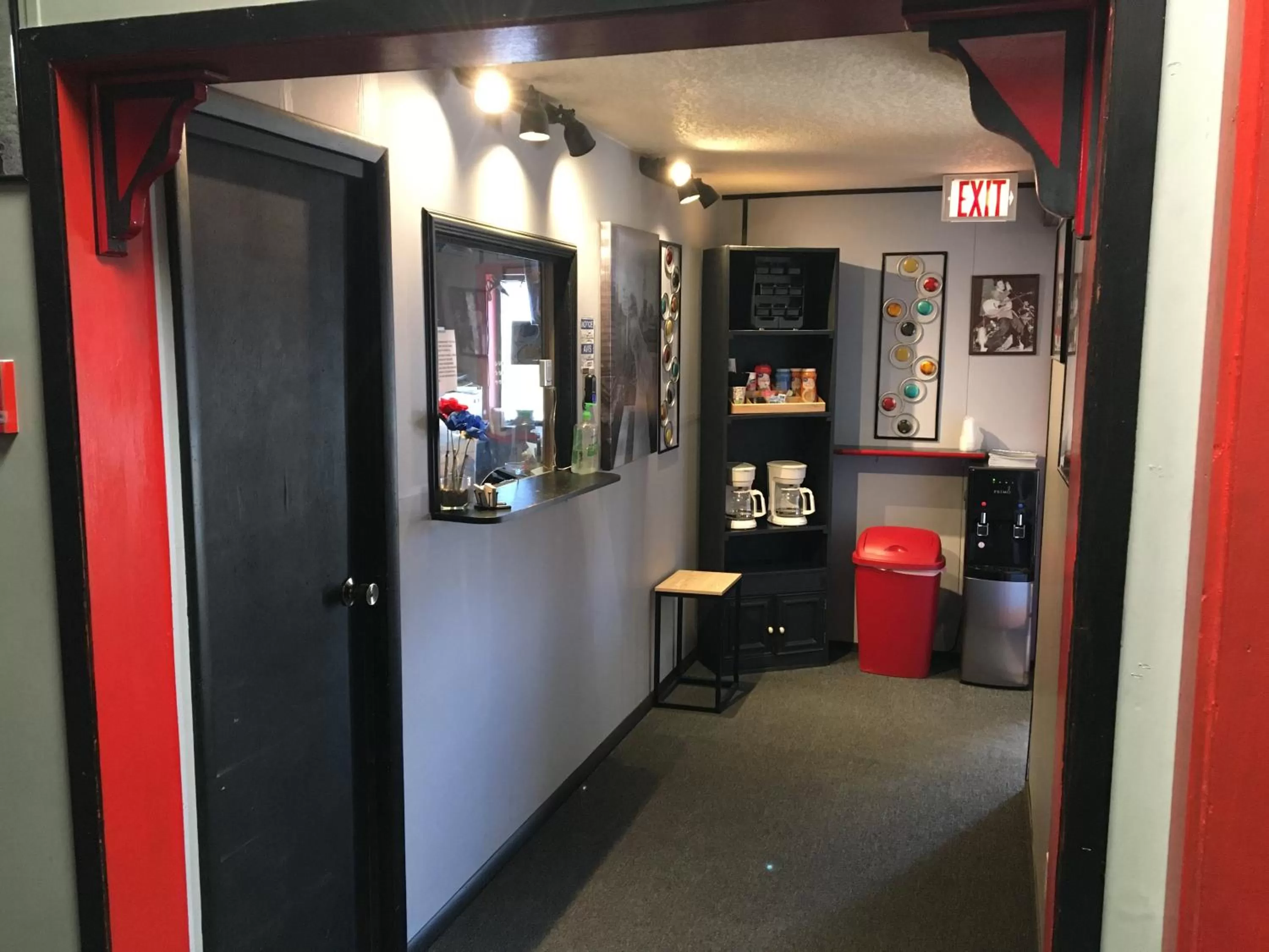 Property building in Sunset View Inn L.L.C