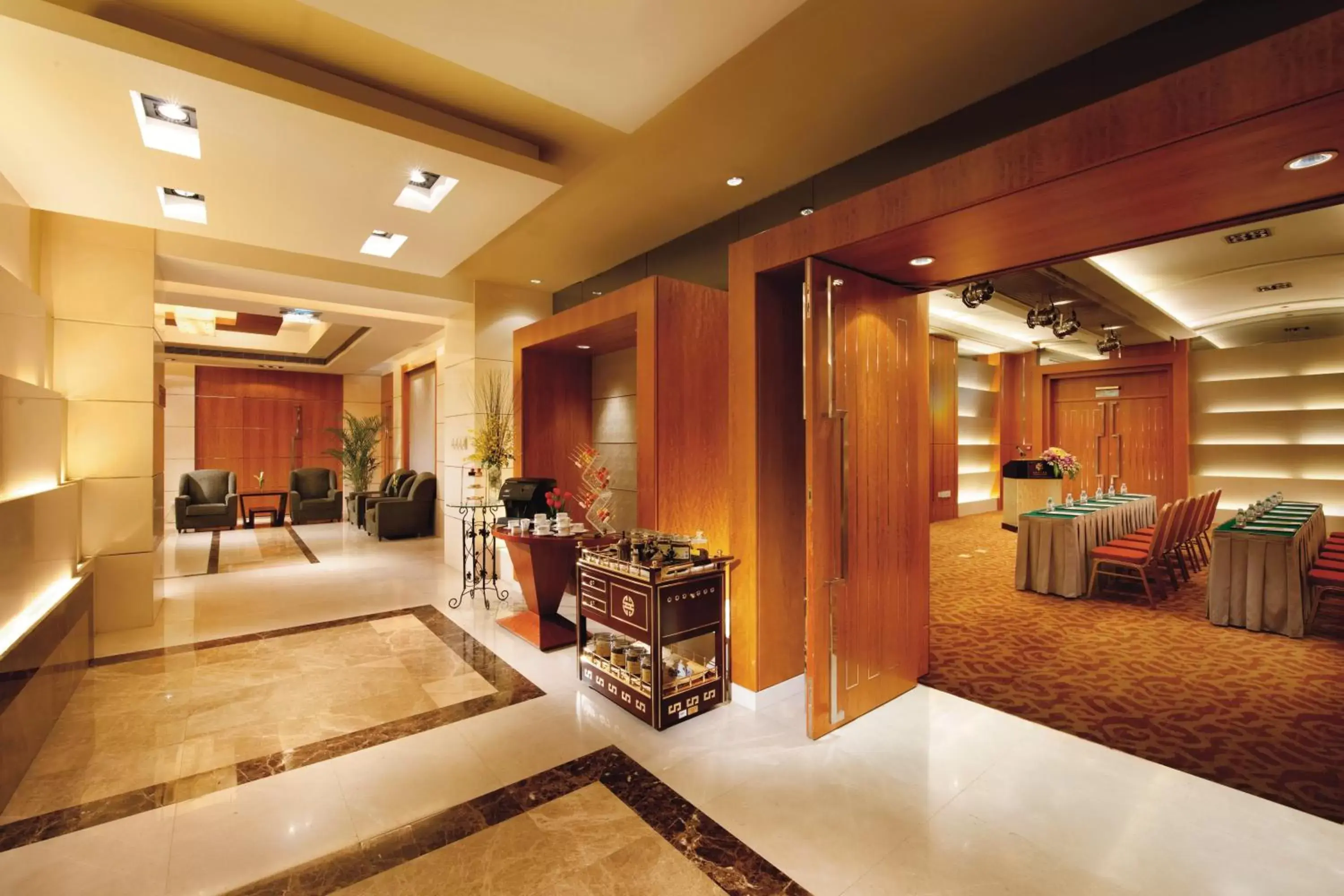 Banquet/Function facilities, Lobby/Reception in Sunworld Dynasty Hotel Beijing Wangfujing