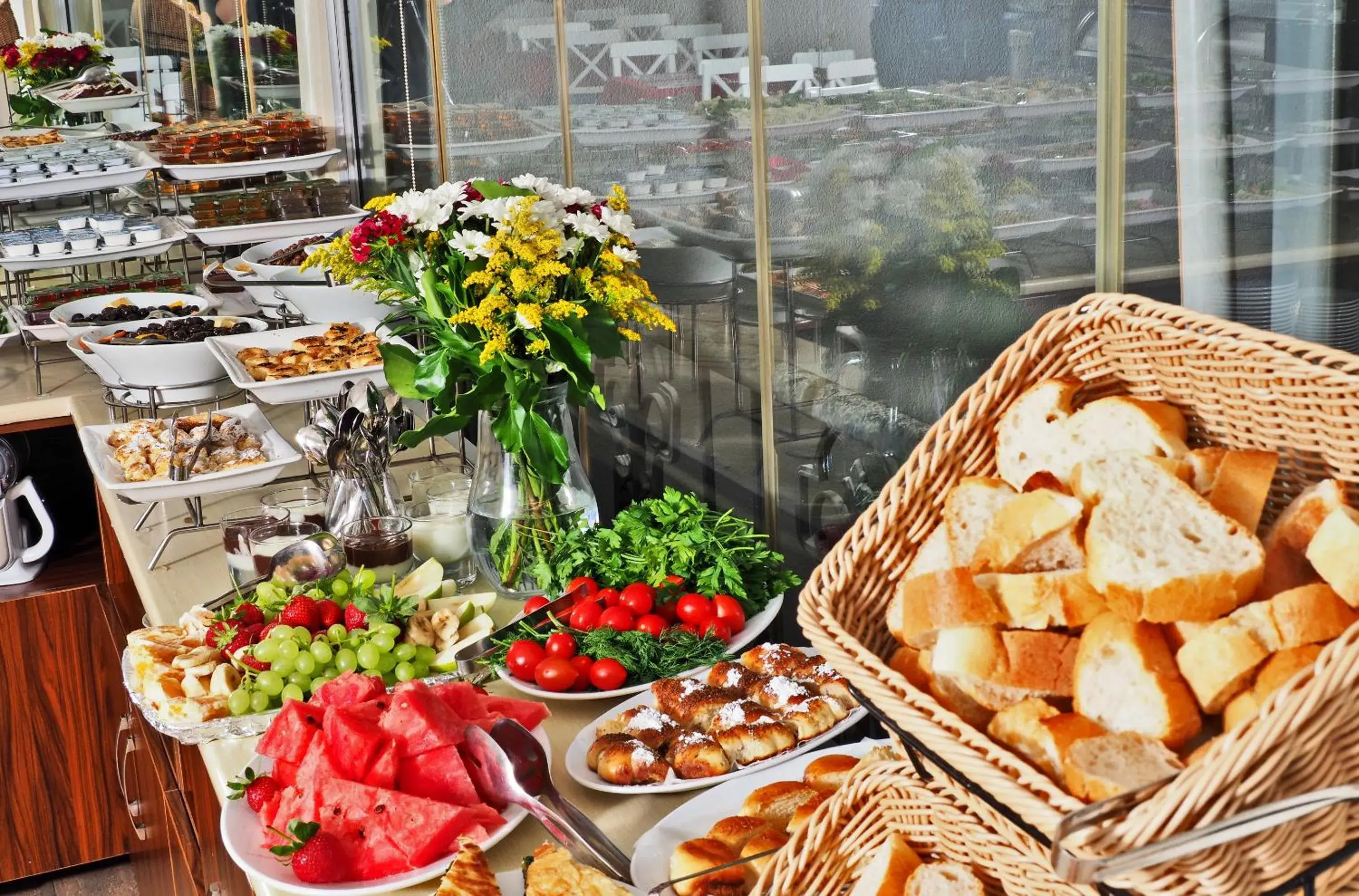 Buffet breakfast, Food in Marmara Deluxe Hotel