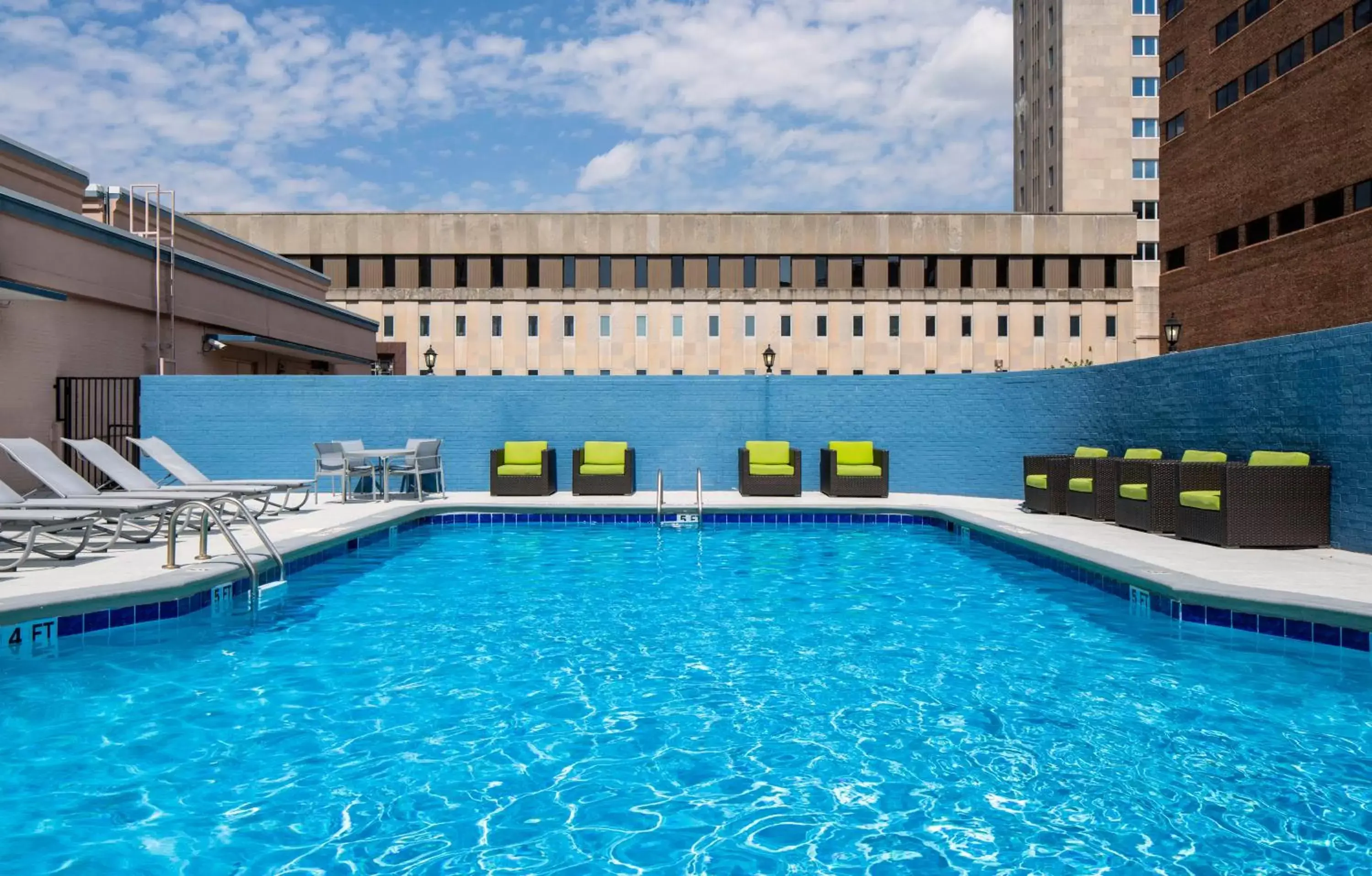 Swimming Pool in Holiday Inn Express Nashville-Downtown Conference Center, an IHG Hotel