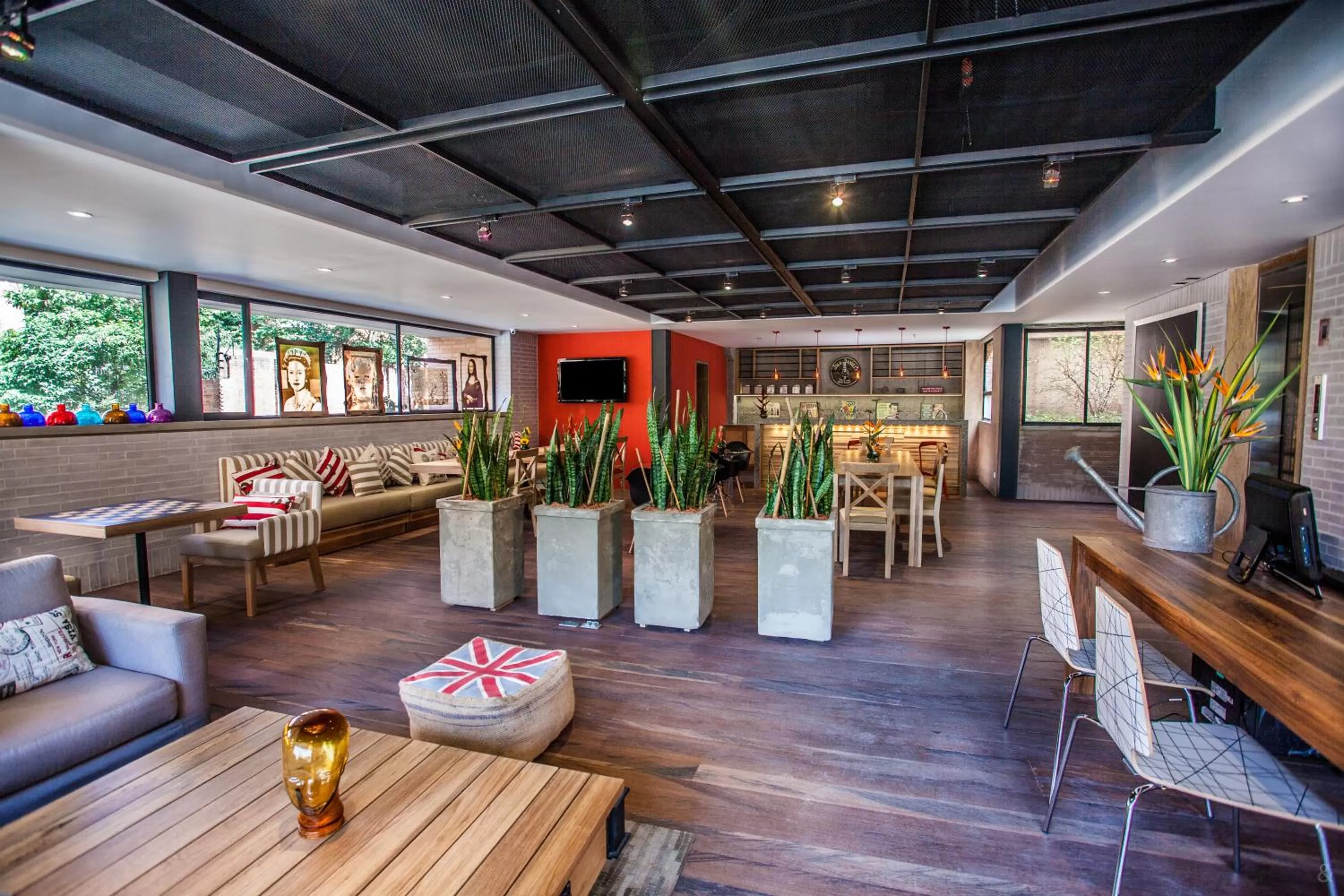 Lobby or reception in Mika Suites