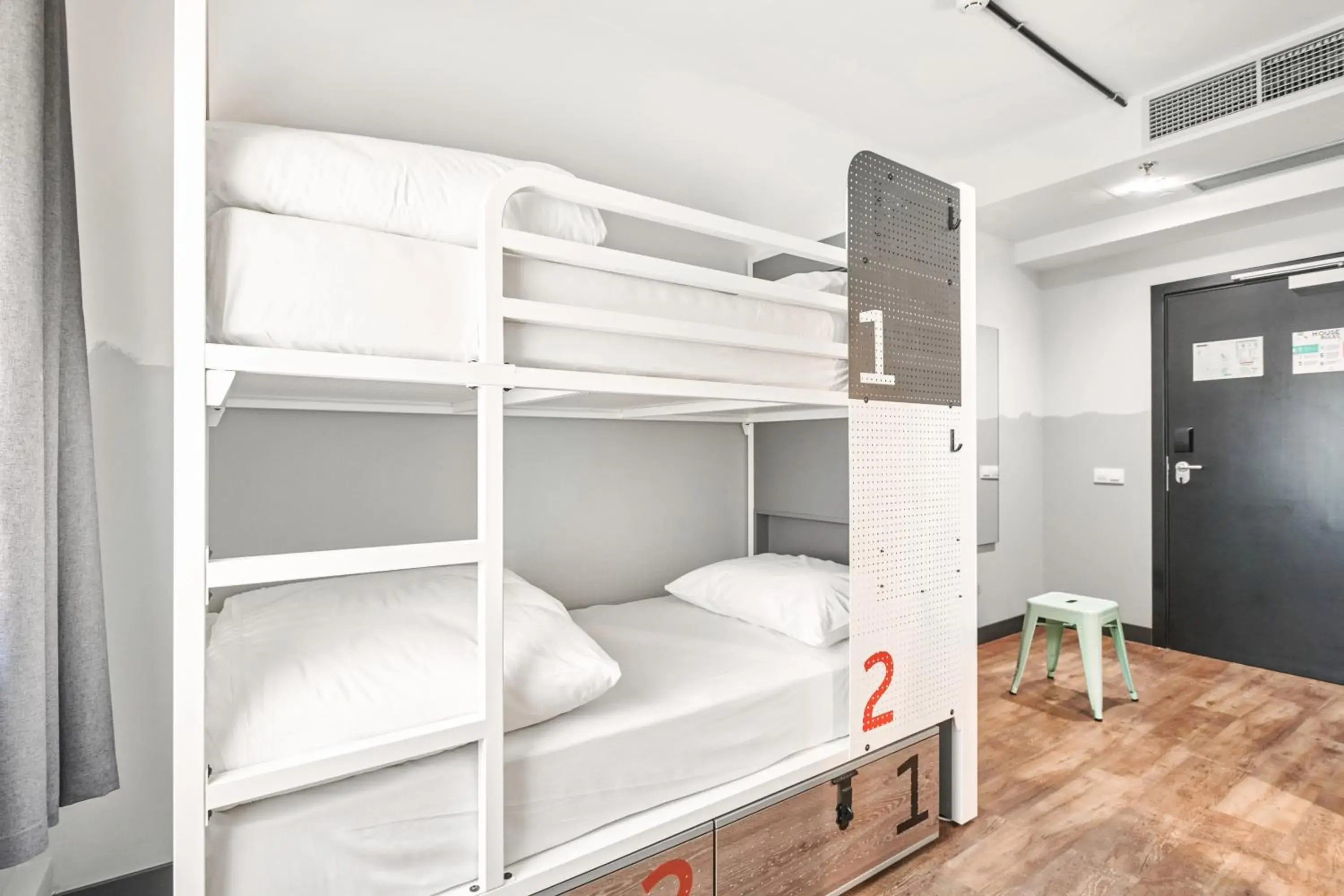 Bedroom, Bunk Bed in Generator Madrid