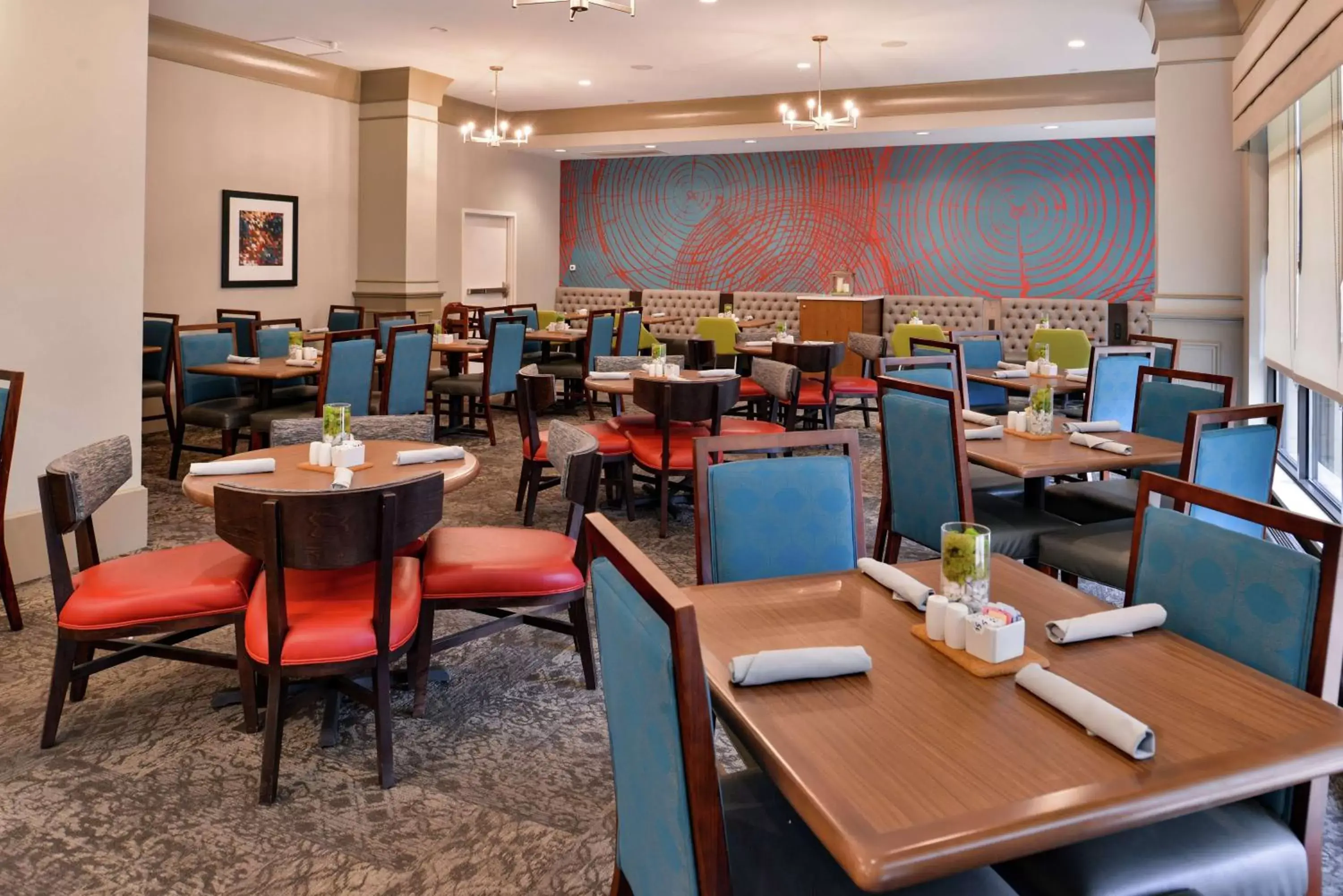 Dining area, Restaurant/Places to Eat in Hilton Garden Inn Terre Haute