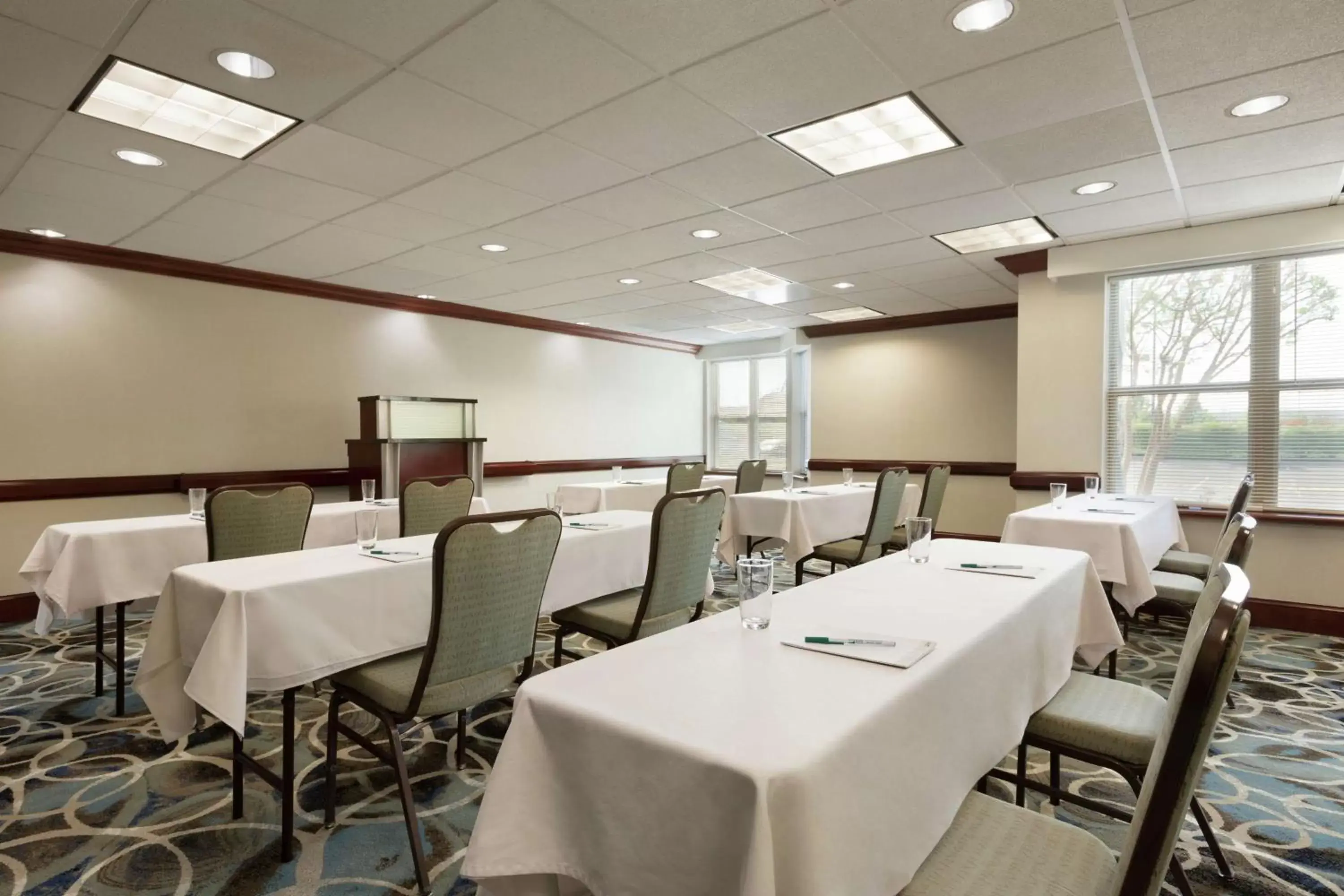 Meeting/conference room in Homewood Suites by Hilton Dulles-North Loudoun