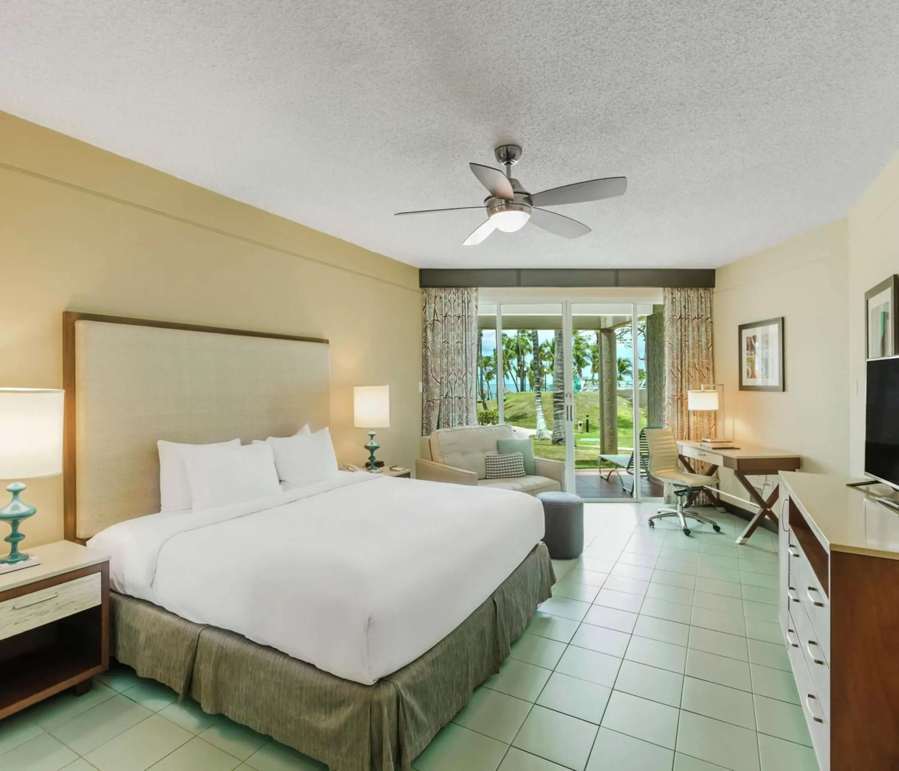 Bedroom in Hilton Ponce Golf & Casino Resort