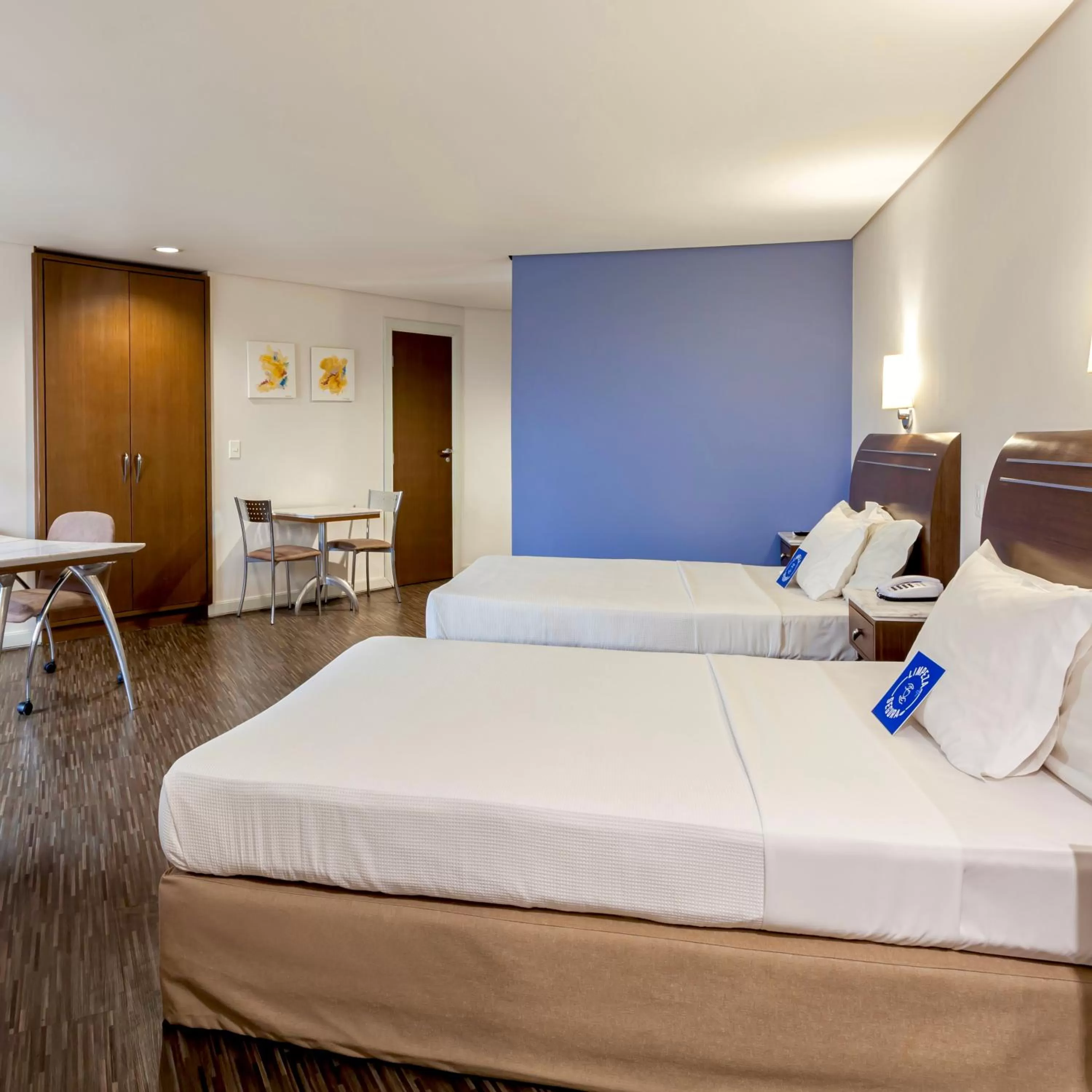 Bed in Blue Tree Towers Joinville